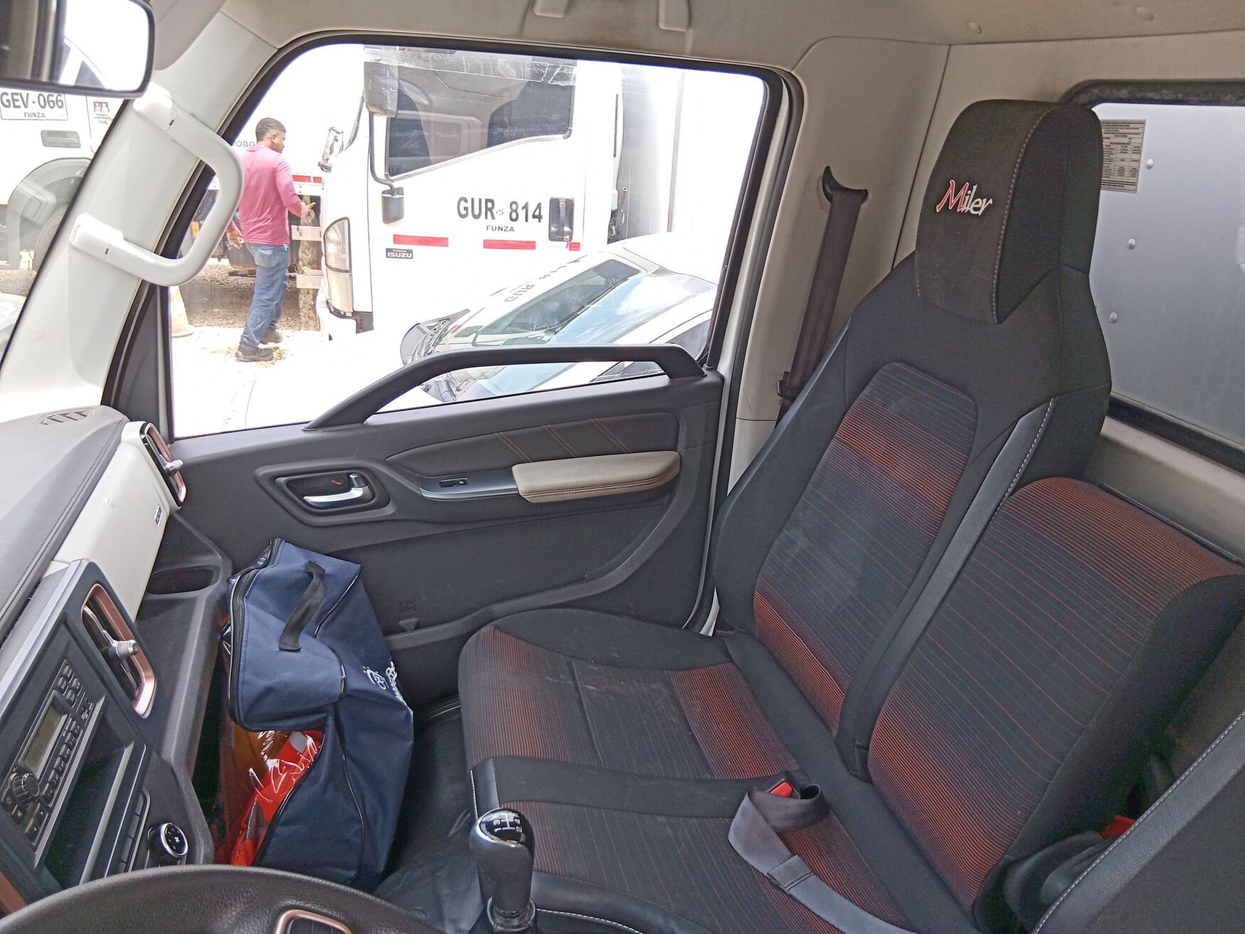 FOTON FHR 2025