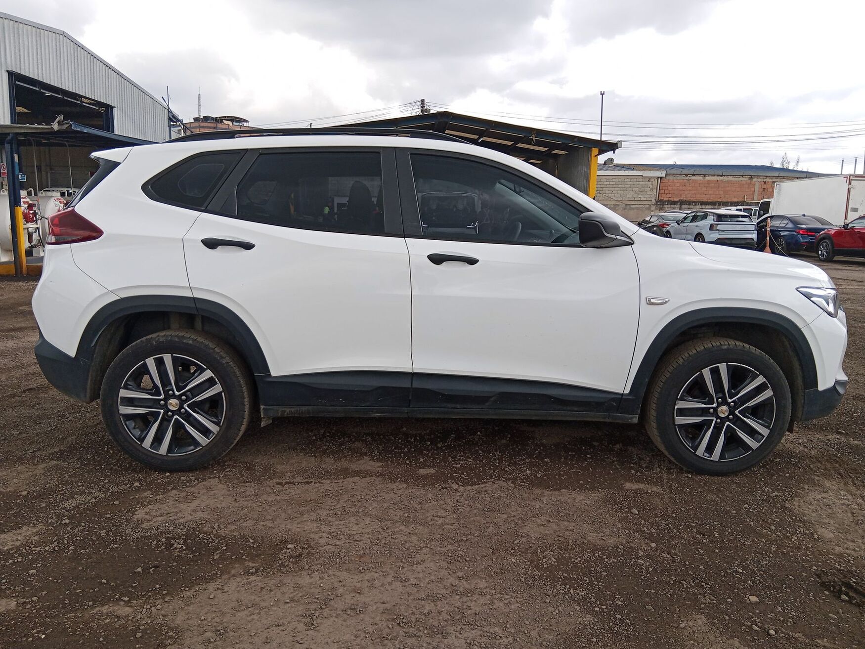 CHEVROLET TRACKER 2025
