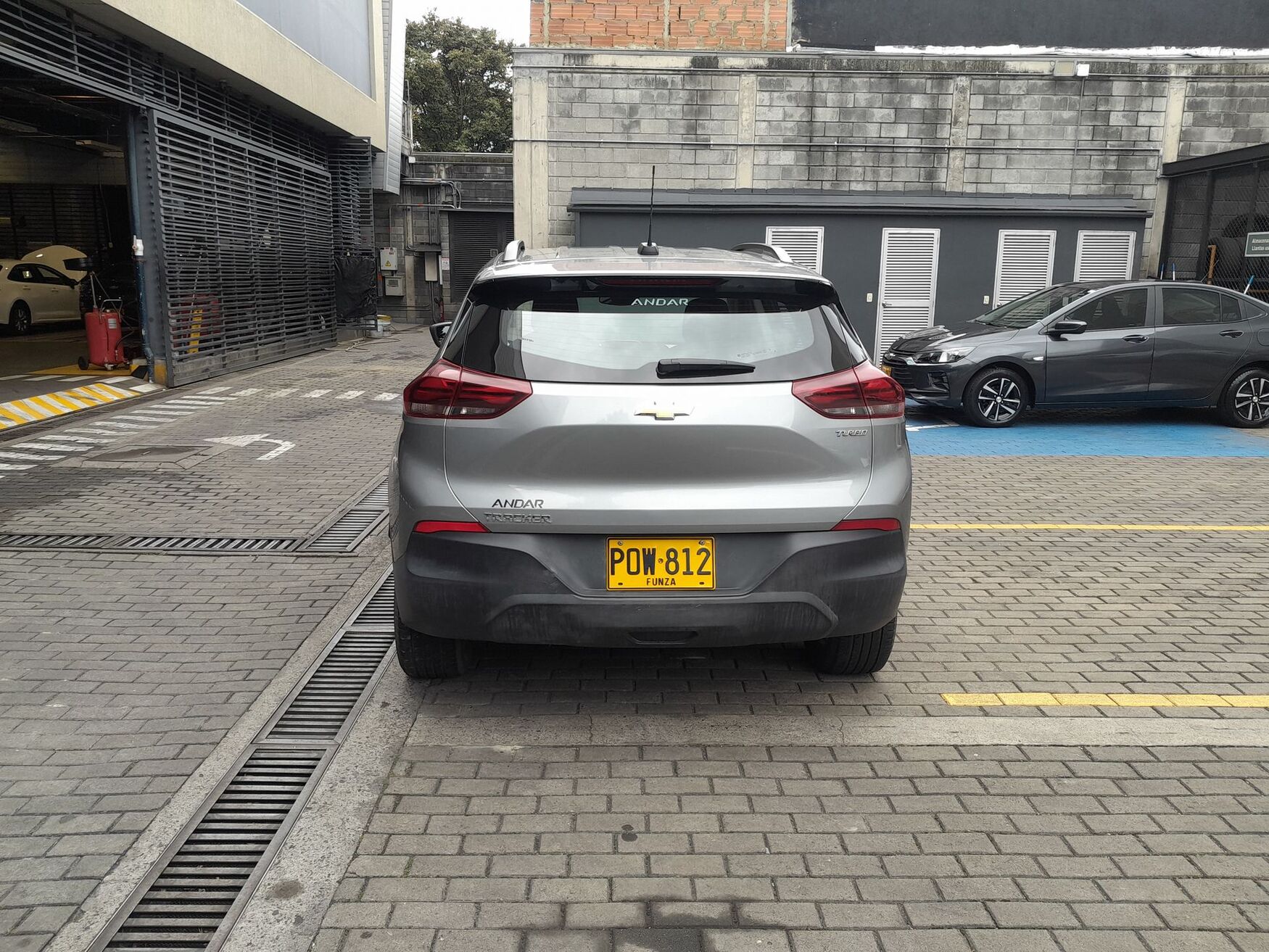 CHEVROLET TRACKER 2025