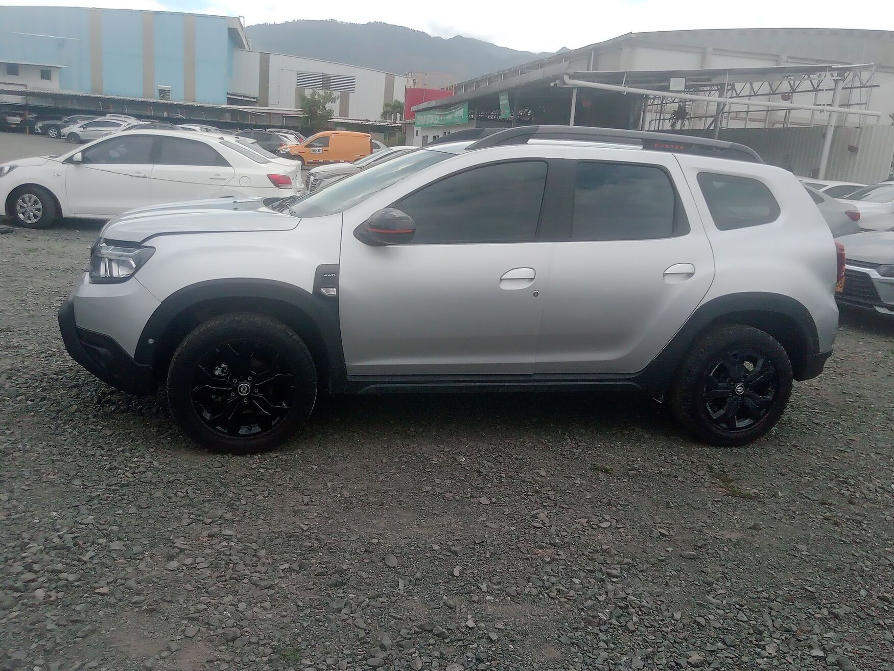 RENAULT DUSTER 2026