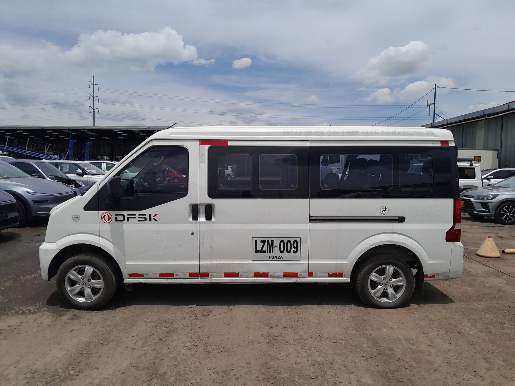 DFSK C37 2024