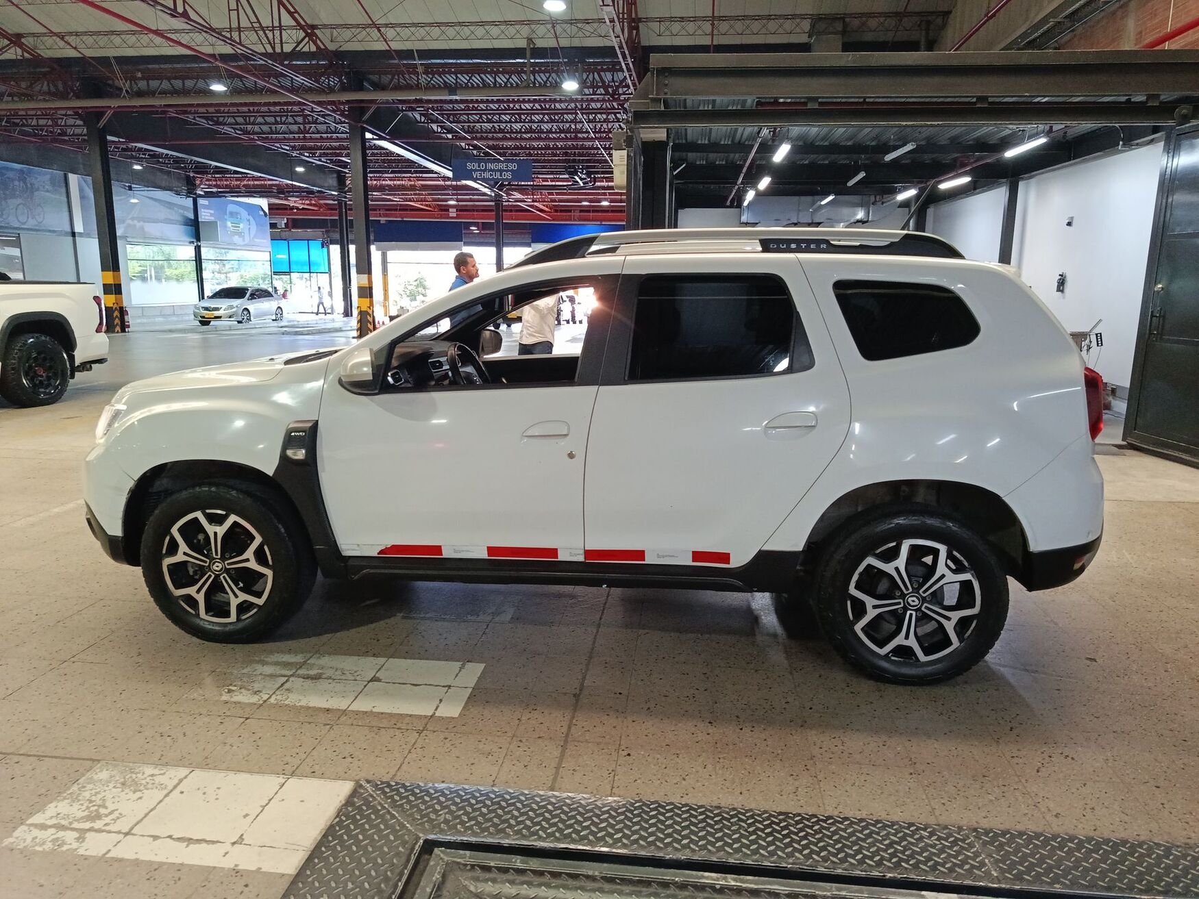 RENAULT DUSTER 2024