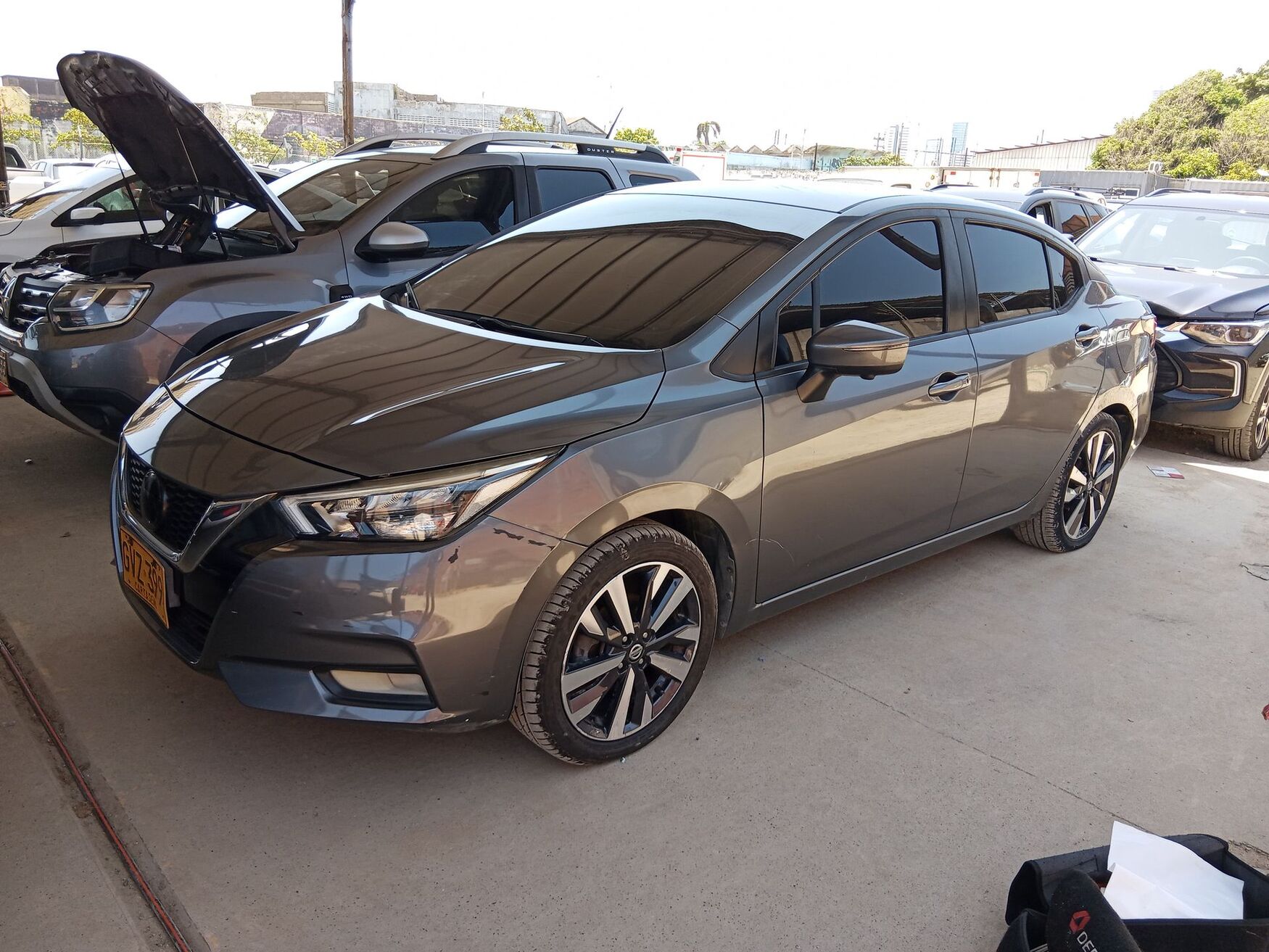 NISSAN VERSA 2021