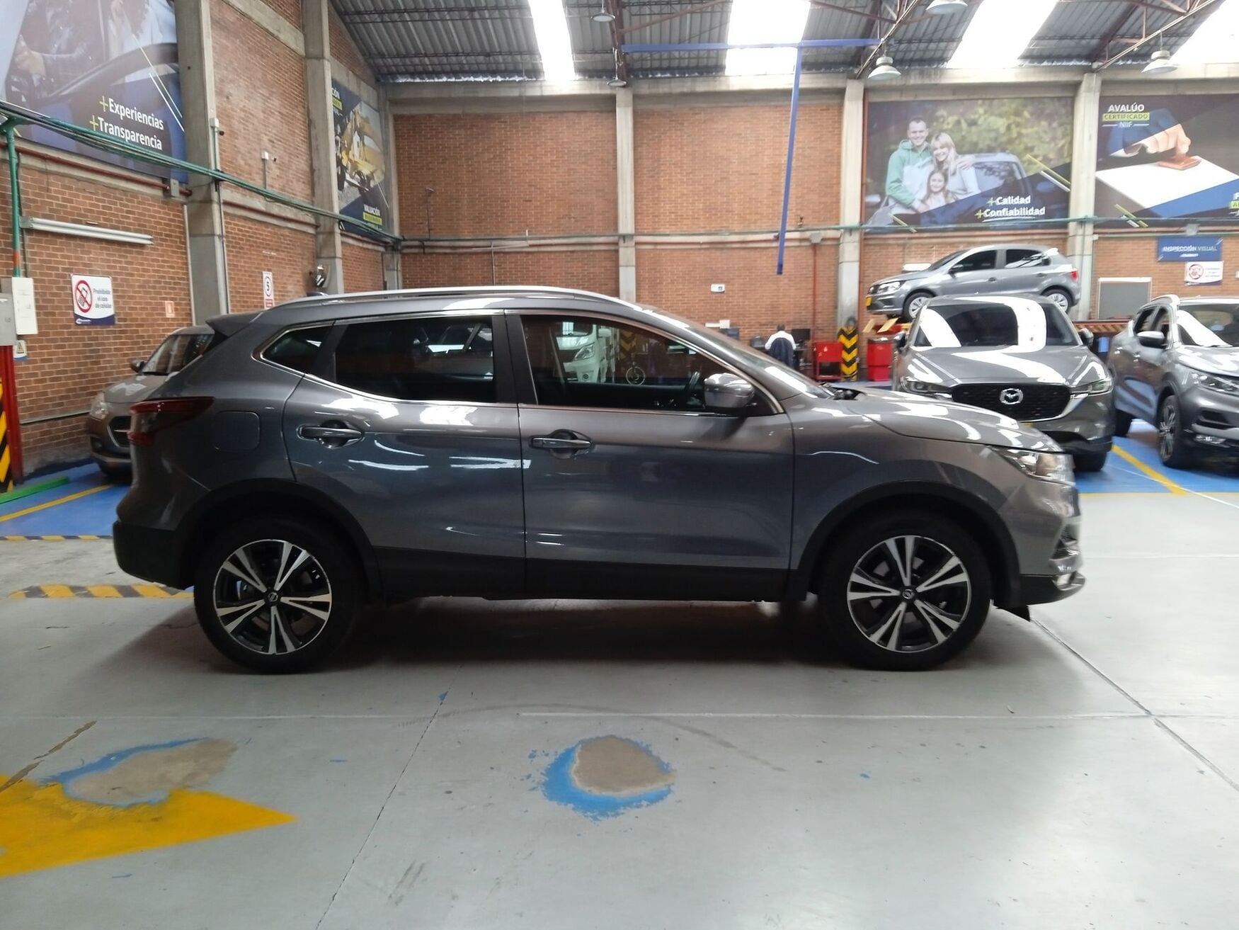 NISSAN QASHQAI 2019