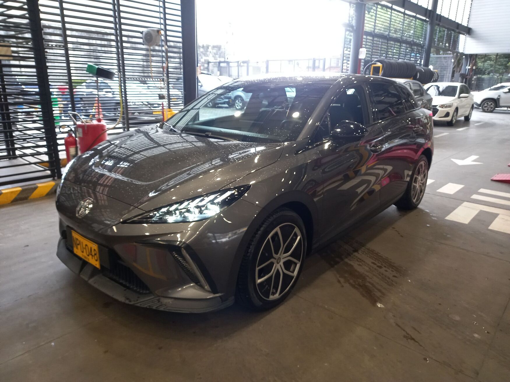 MG CROSS 2025