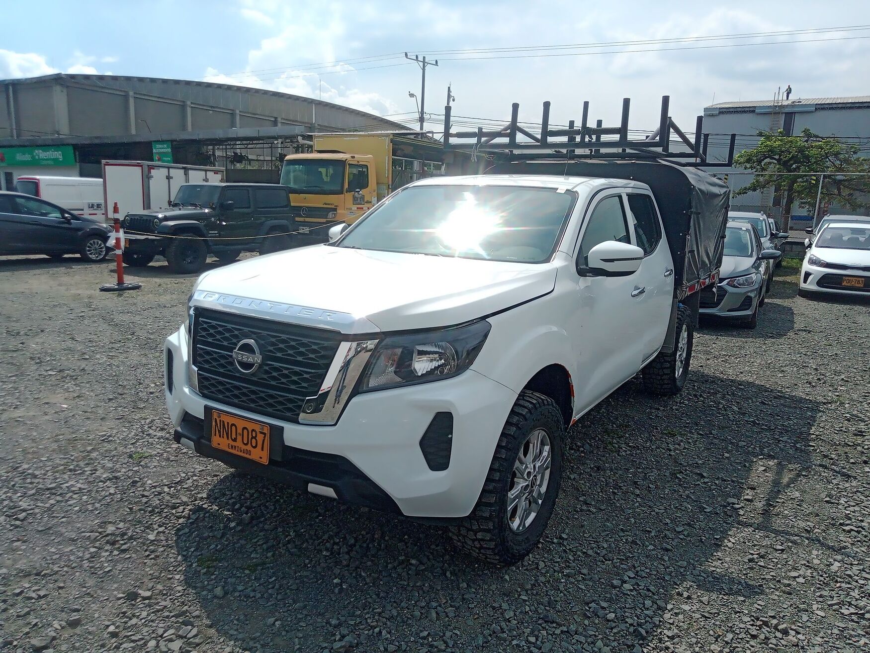 NISSAN FRONTIER 2024