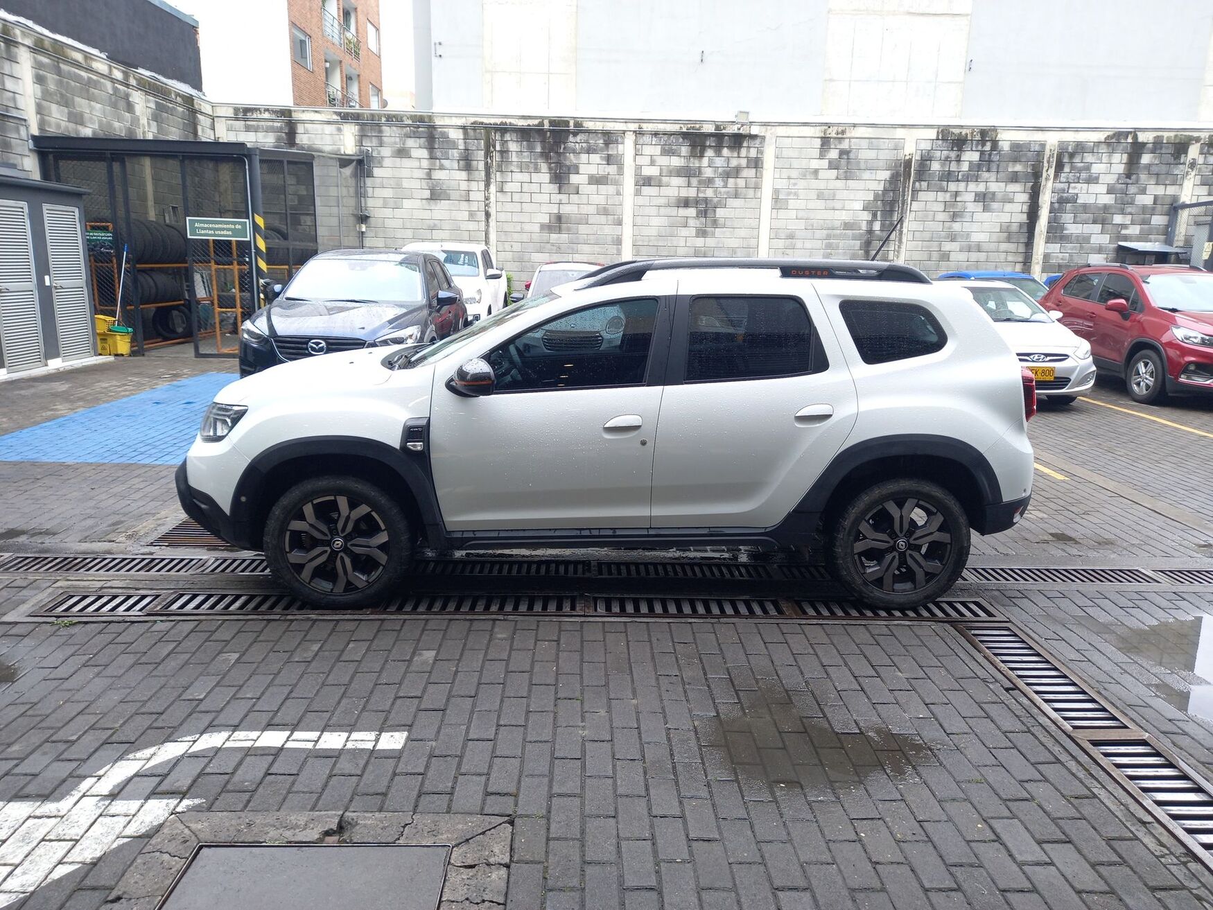 RENAULT DUSTER 2025