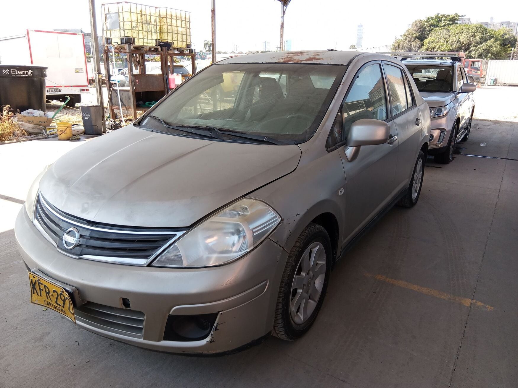 NISSAN TIIDA 2010