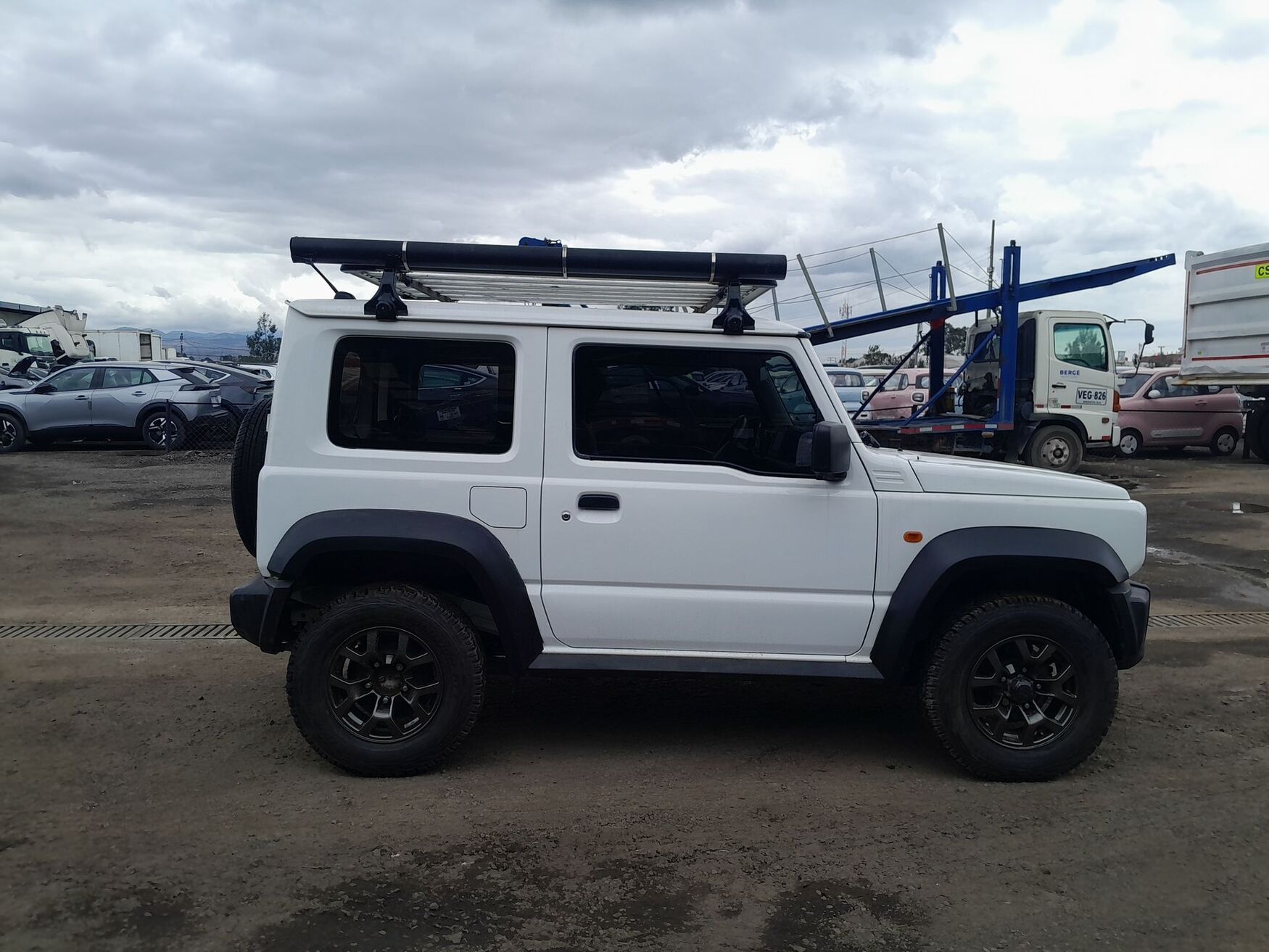 SUZUKI JIMNY 2021