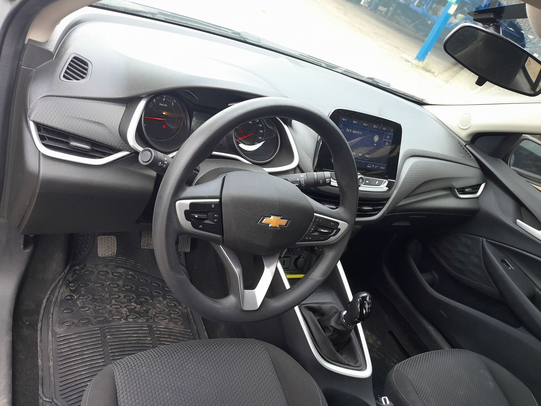 CHEVROLET ONIX 2025