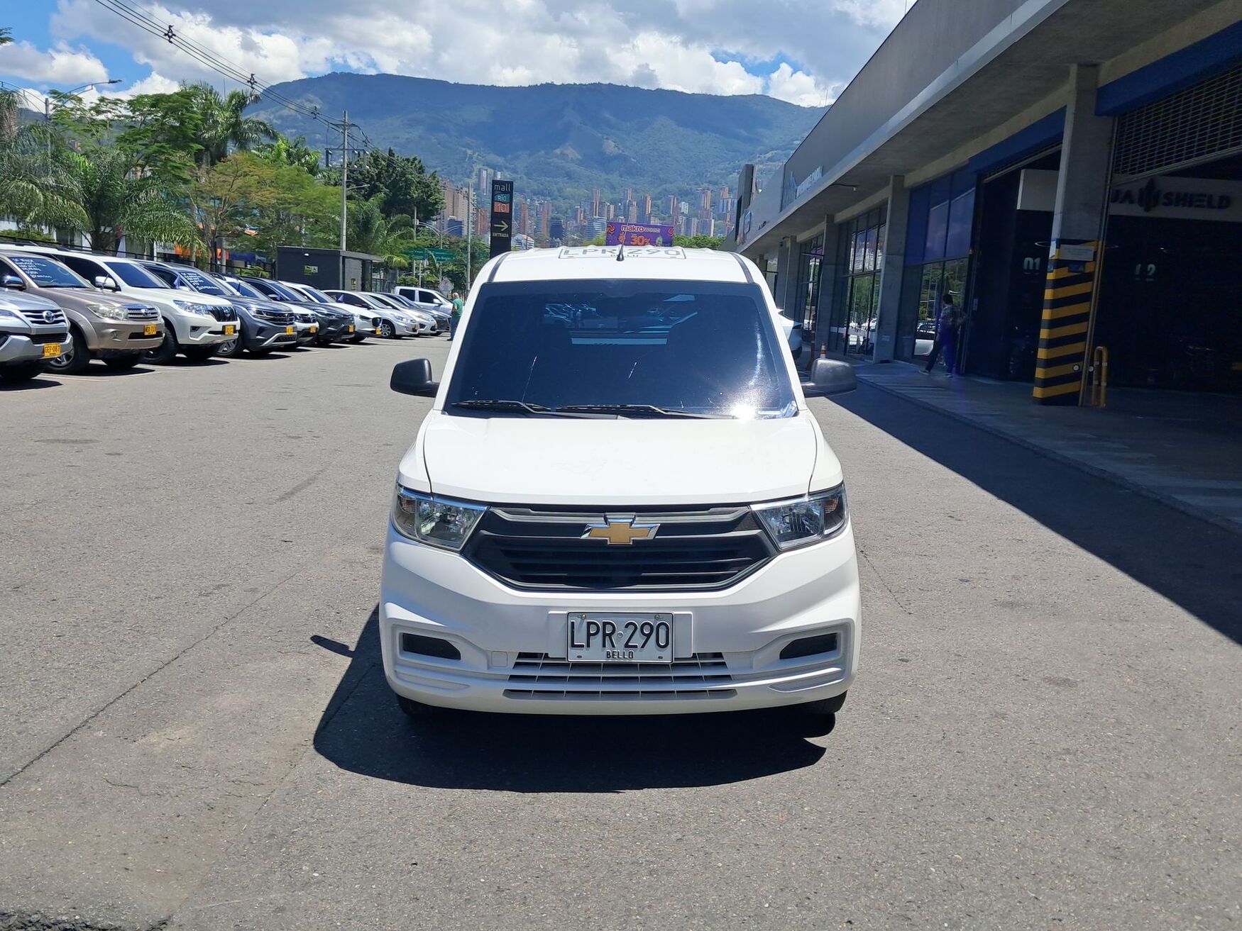 CHEVROLET N400 2022