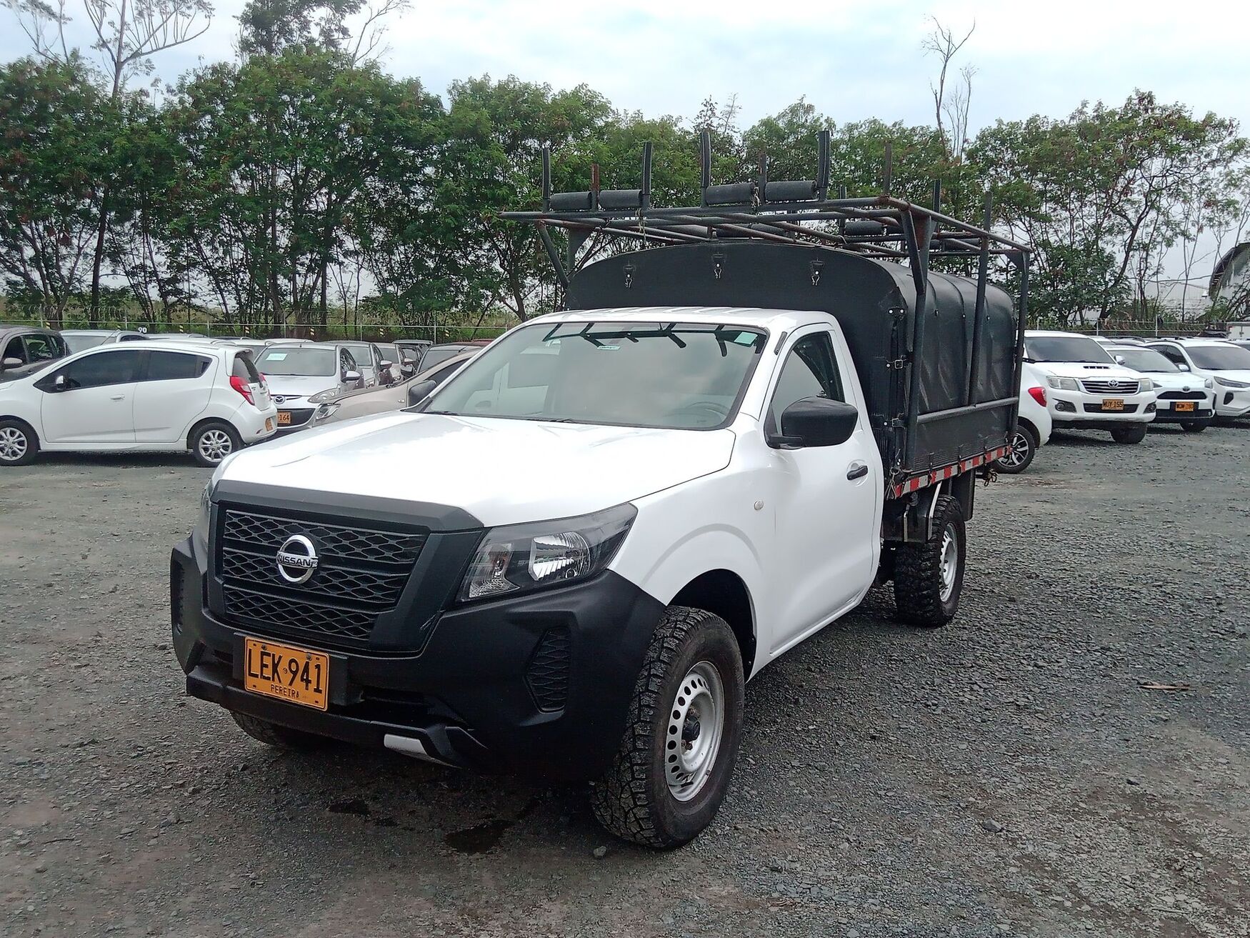 NISSAN FRONTIER 2022