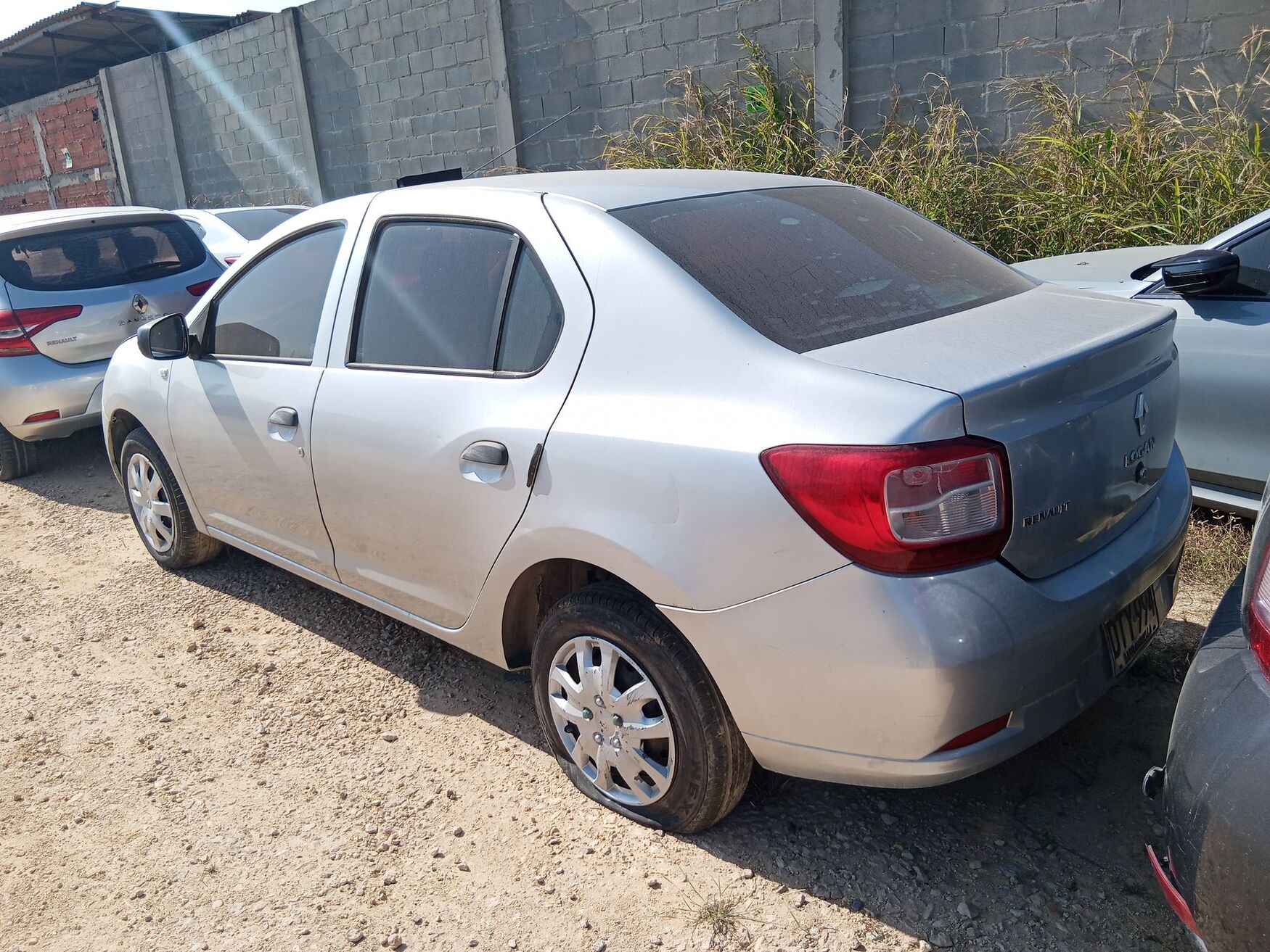 RENAULT LOGAN 2018