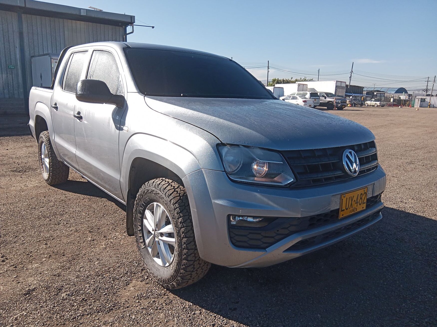 VOLKSWAGEN AMAROK 2023