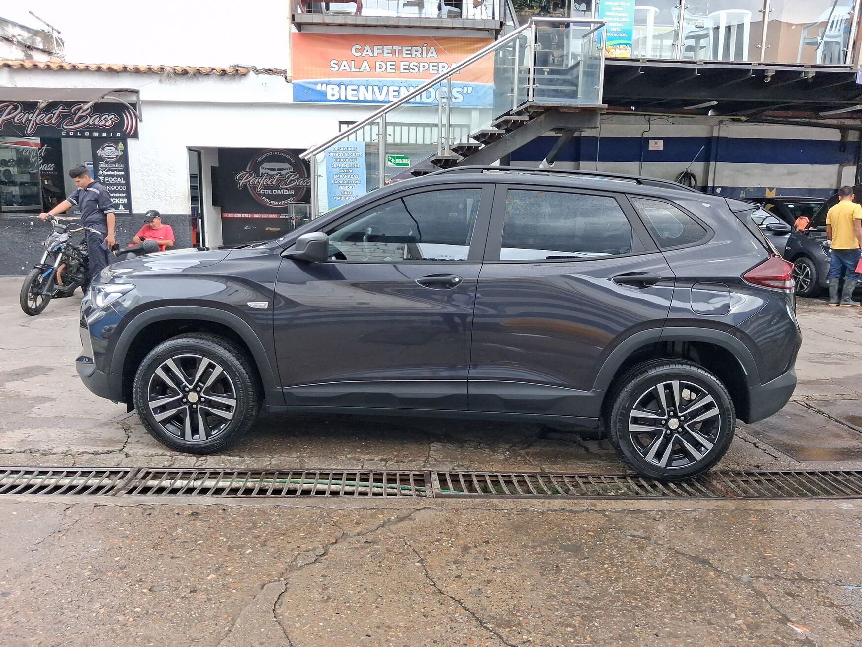 CHEVROLET TRACKER 2025