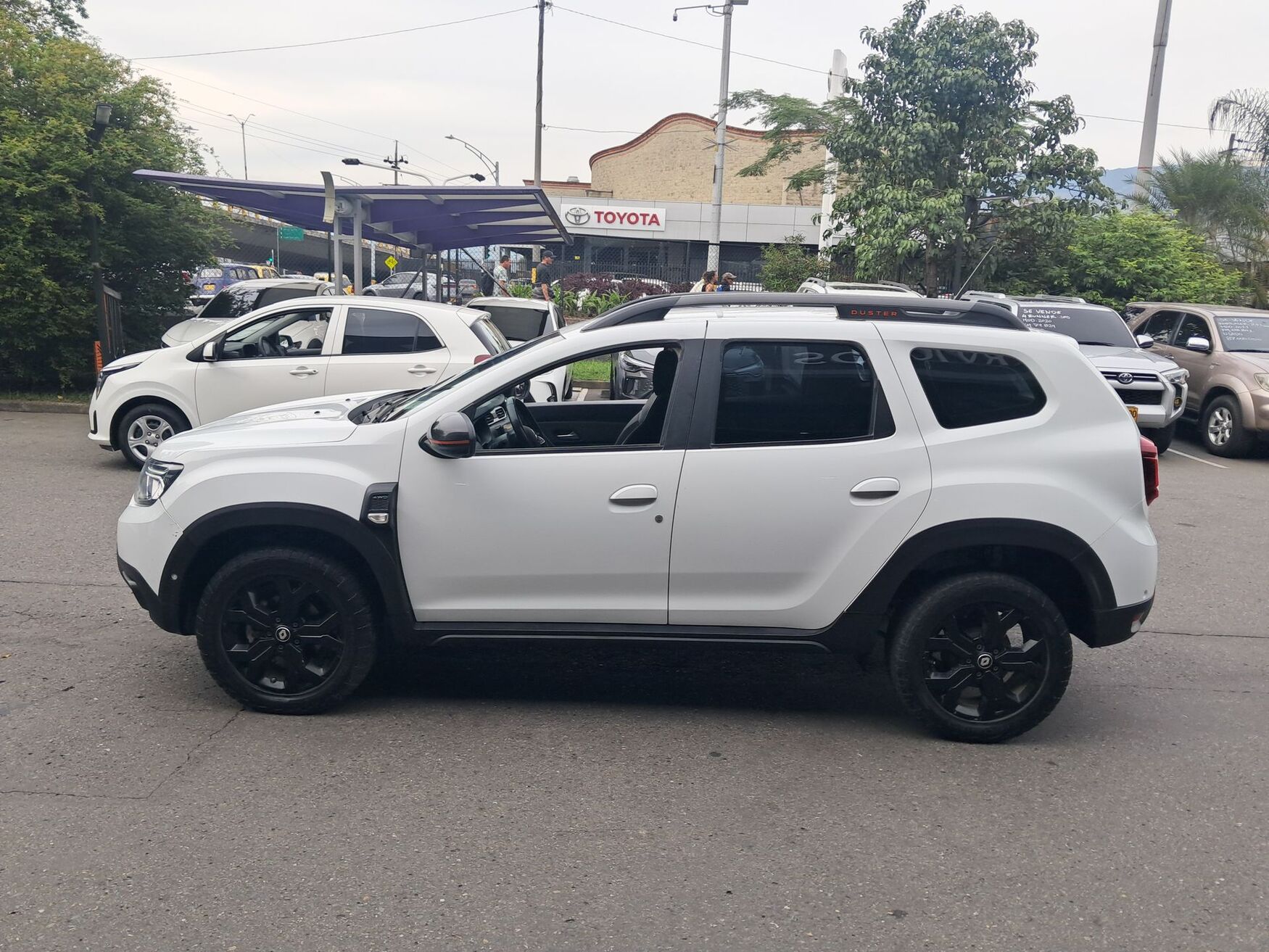 RENAULT DUSTER 2026