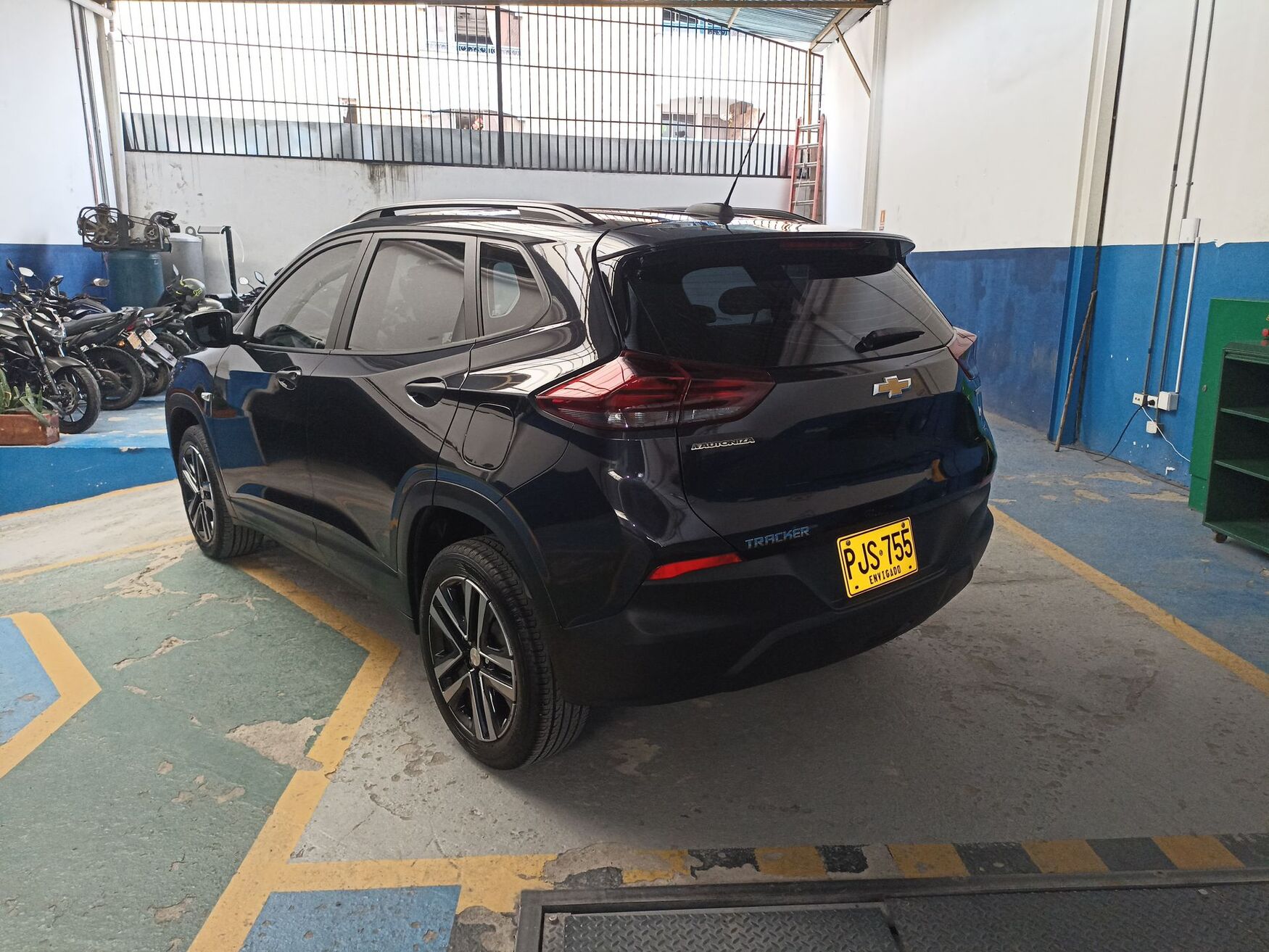 CHEVROLET TRACKER 2025