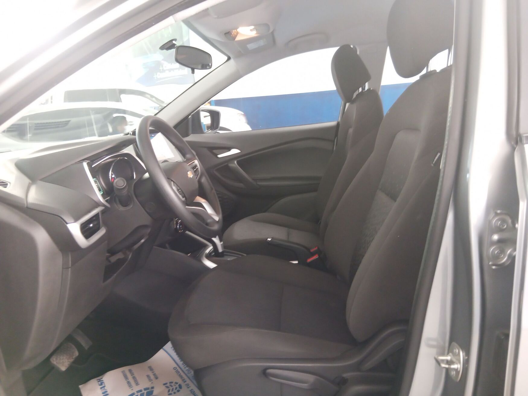 CHEVROLET TRACKER 2025