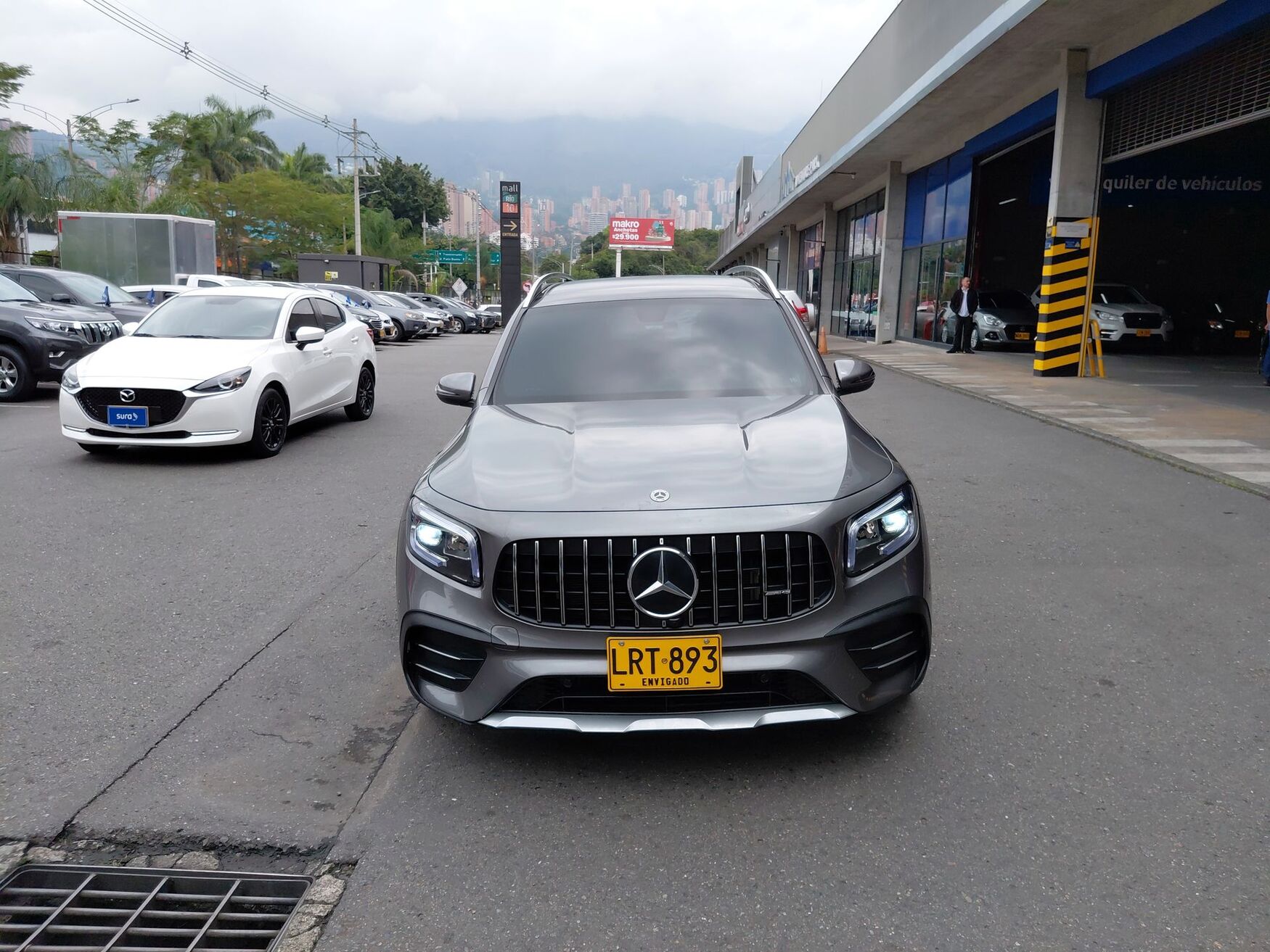 MERCEDES-BENZ GLB35 2023