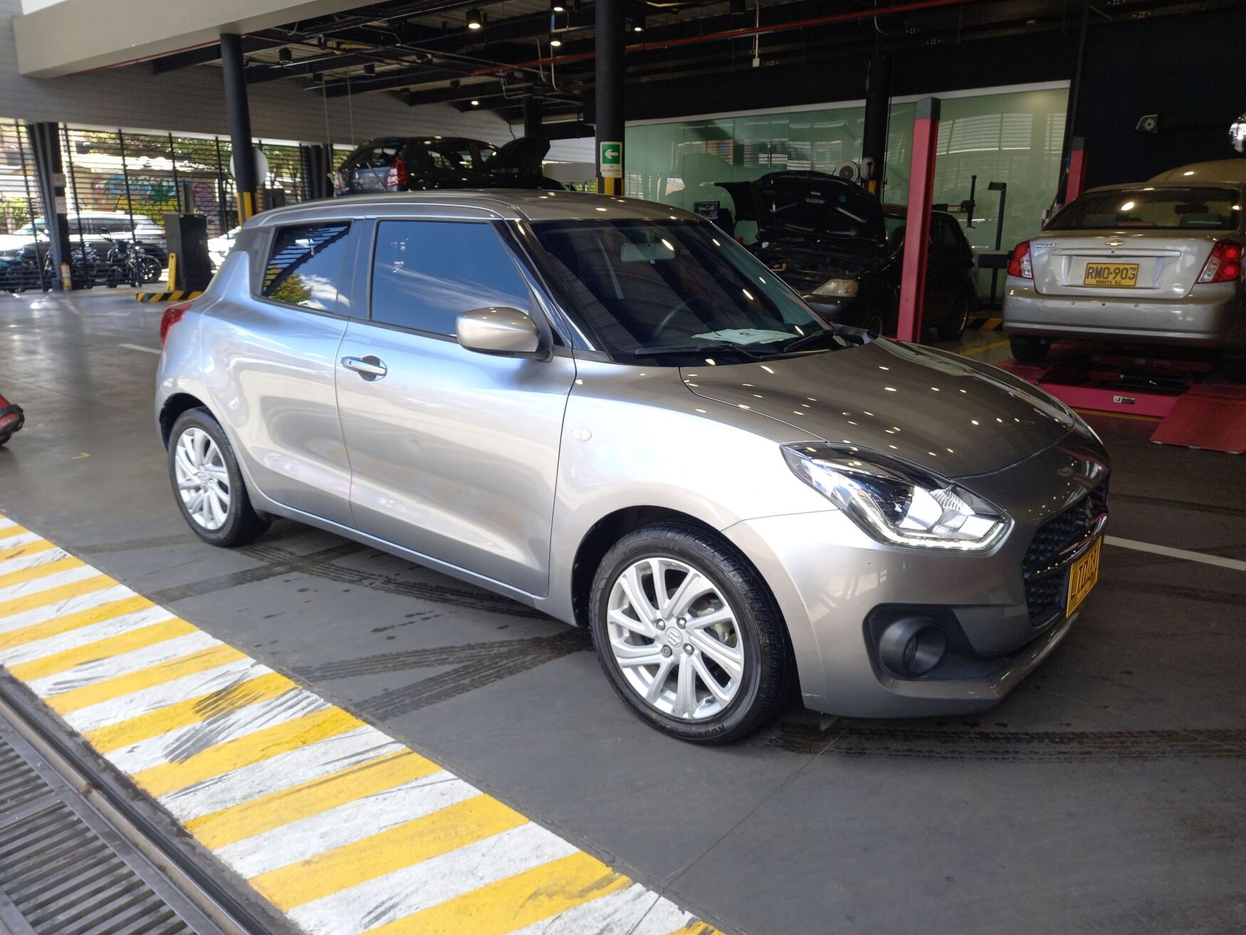 SUZUKI SWIFT 2023
