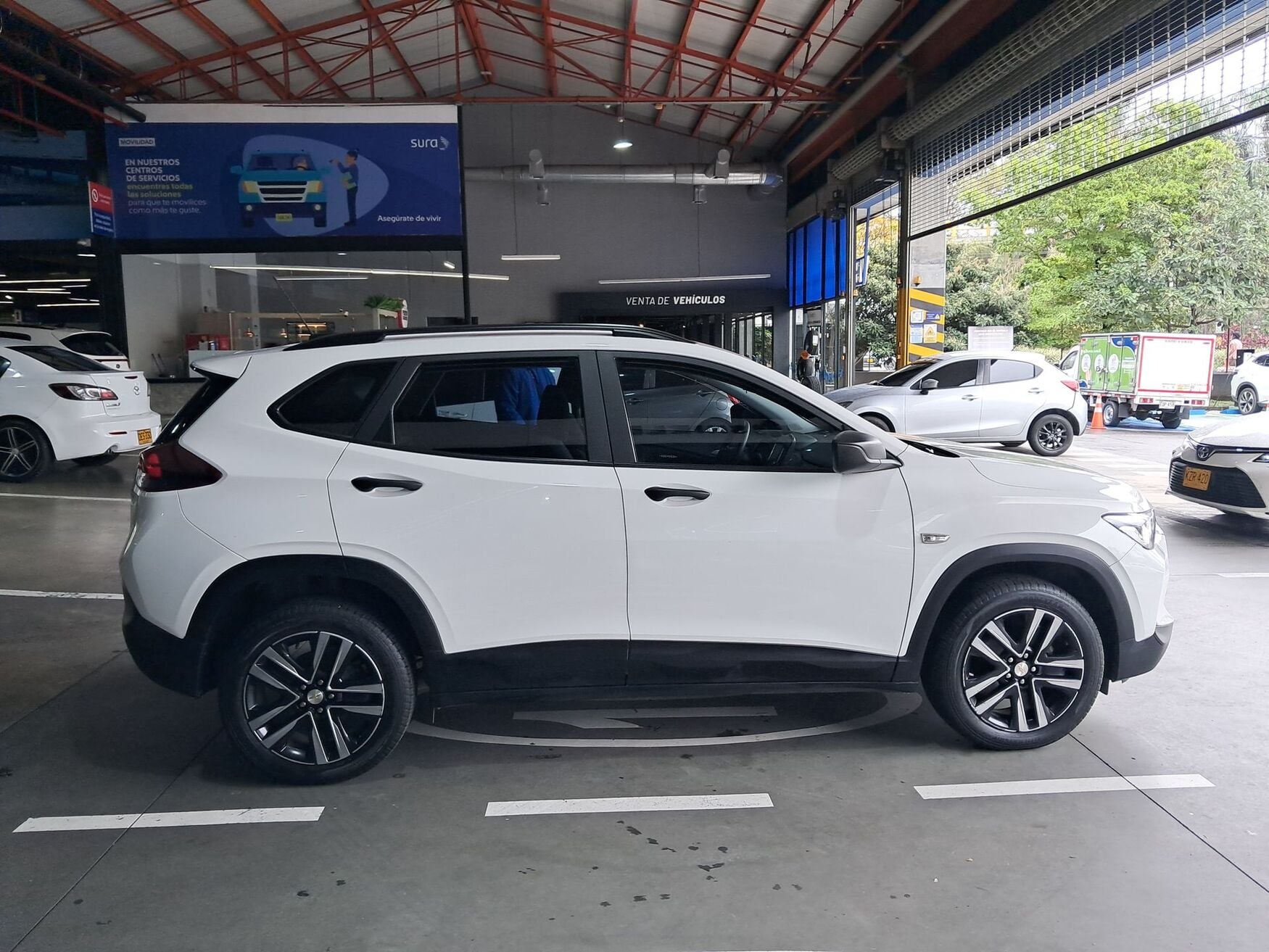 CHEVROLET TRACKER 2025
