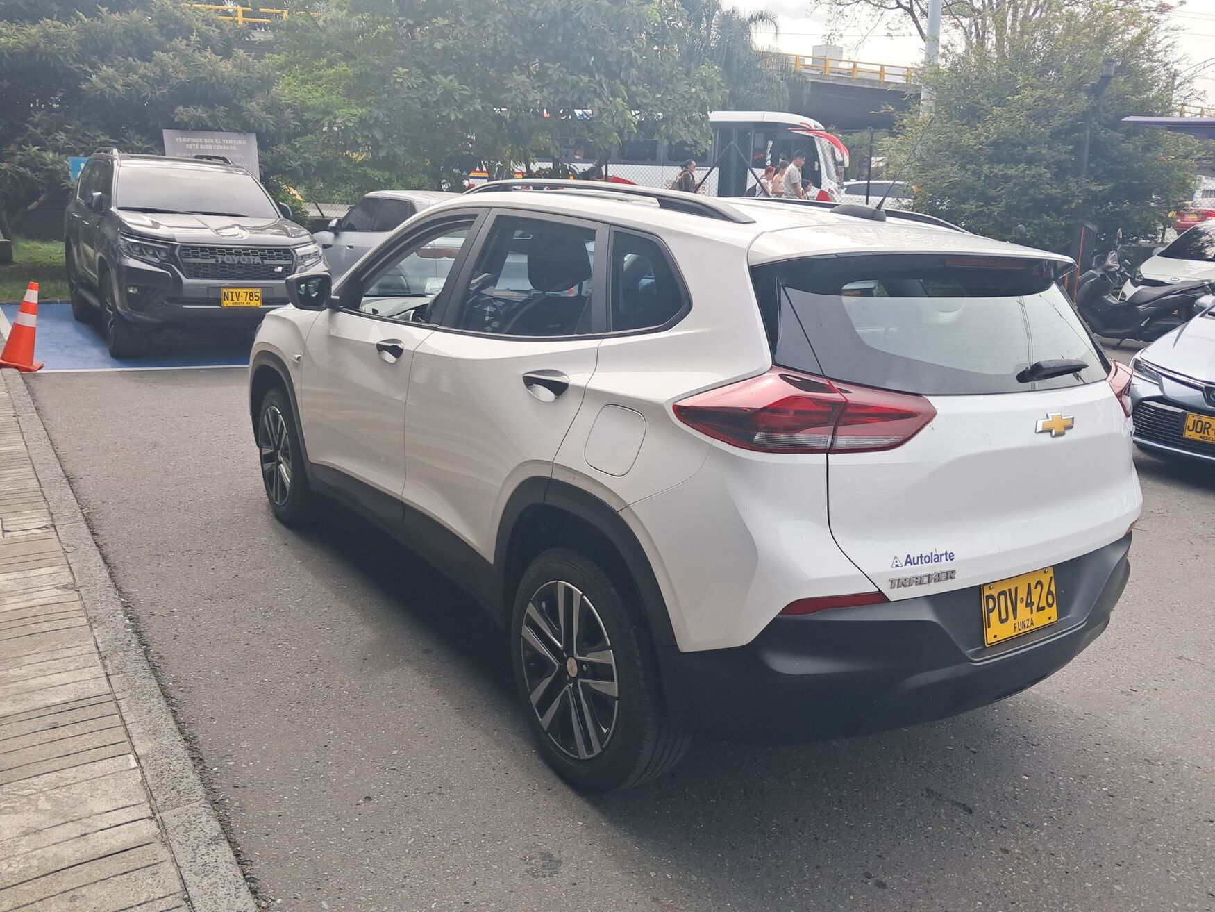CHEVROLET TRACKER 2025