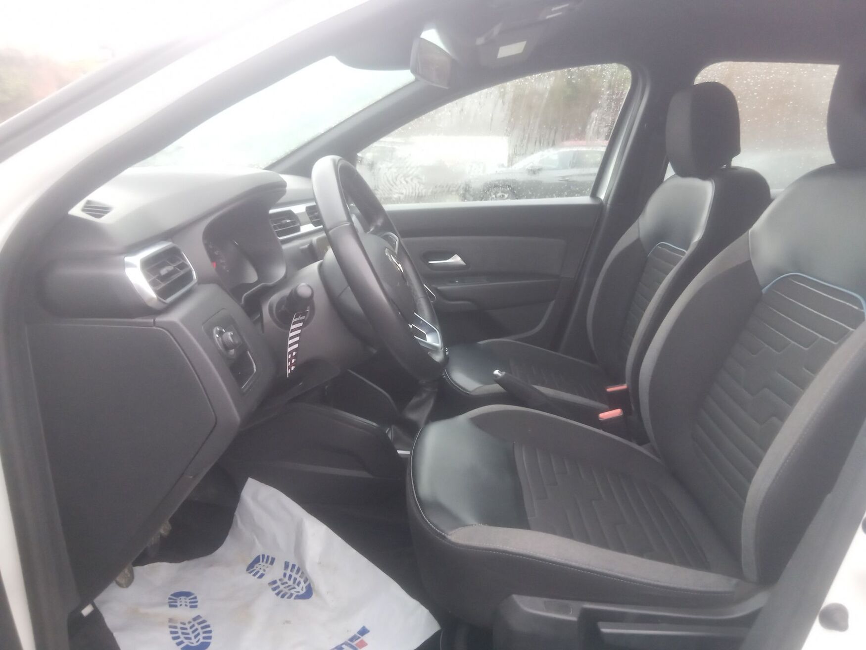 RENAULT DUSTER 2024