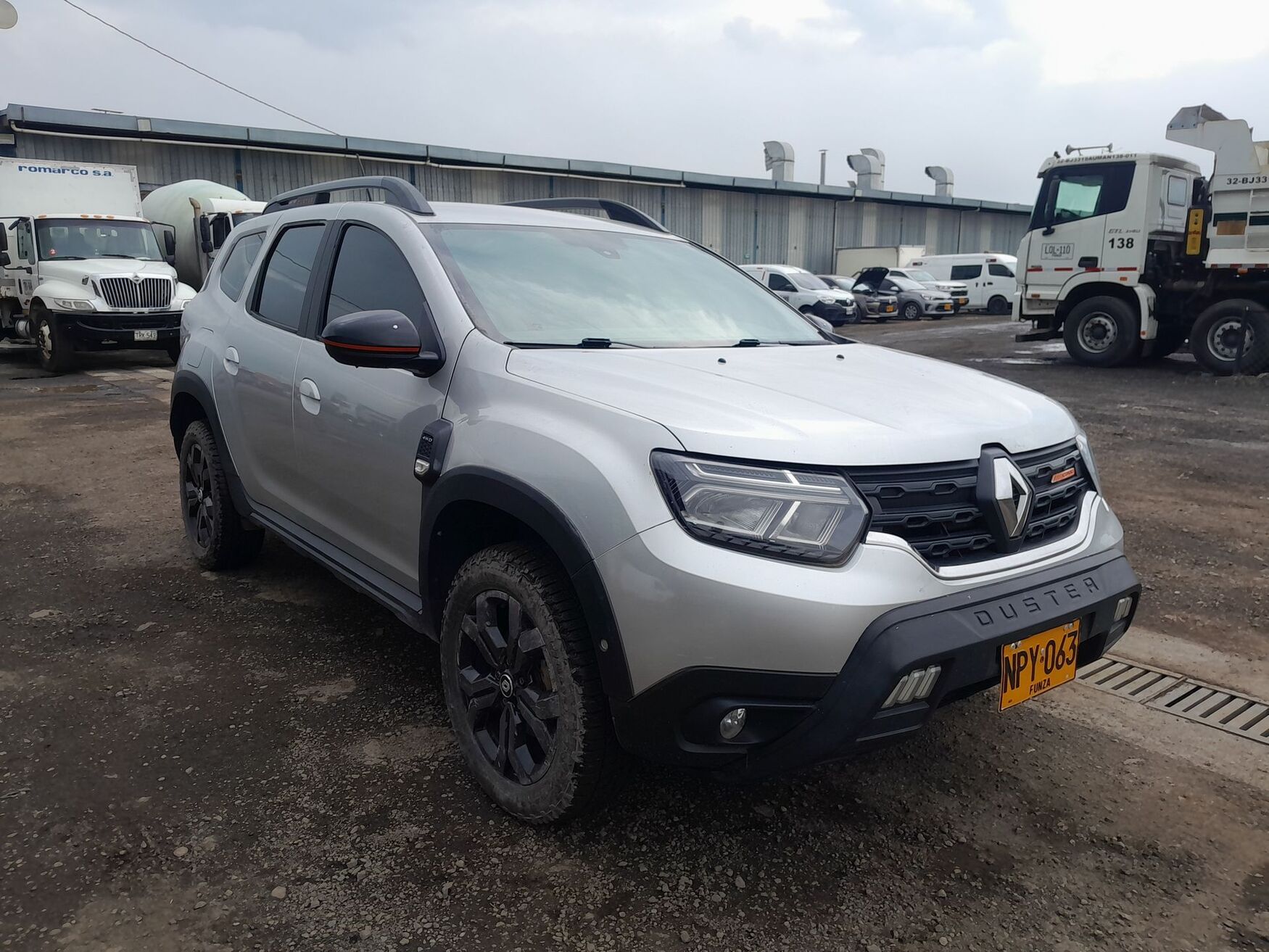 RENAULT DUSTER 2025