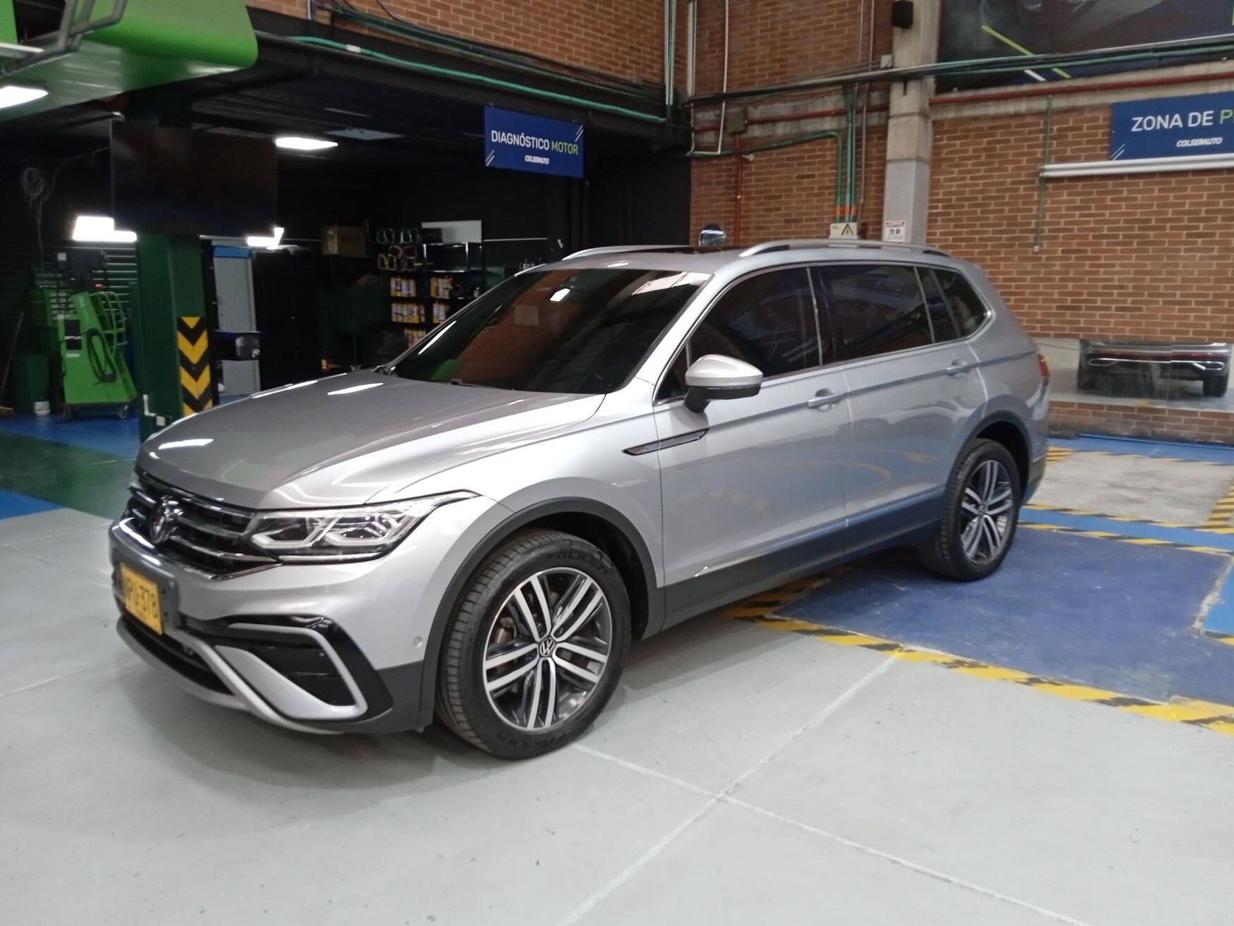 VOLKSWAGEN TIGUAN 2023
