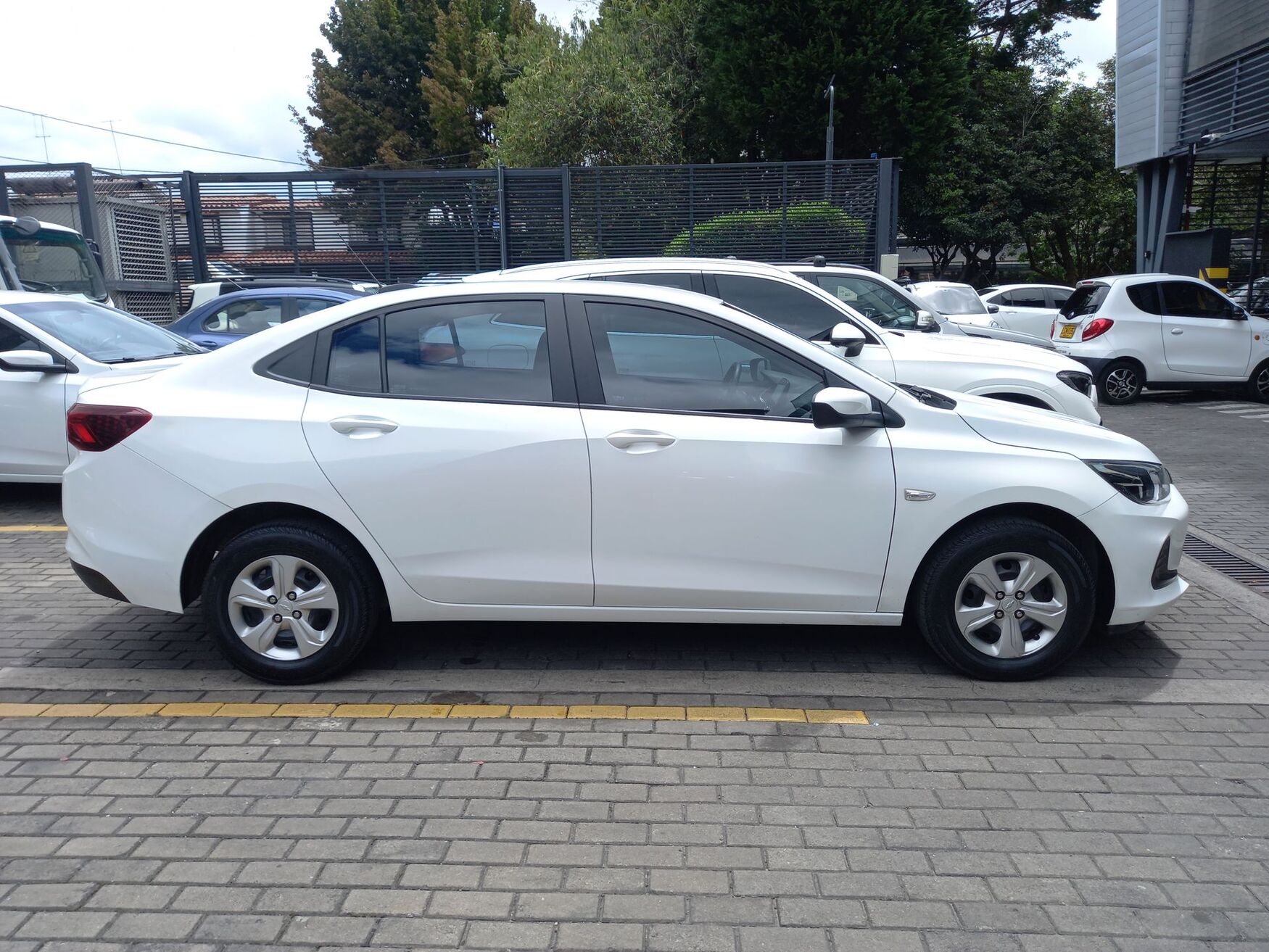 CHEVROLET ONIX 2025