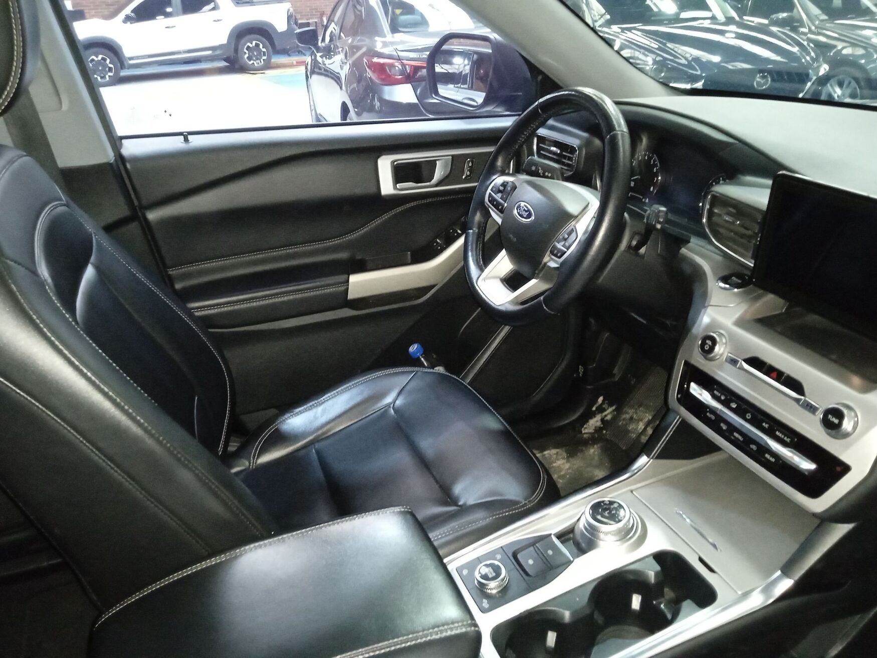 FORD EXPLORER 2022
