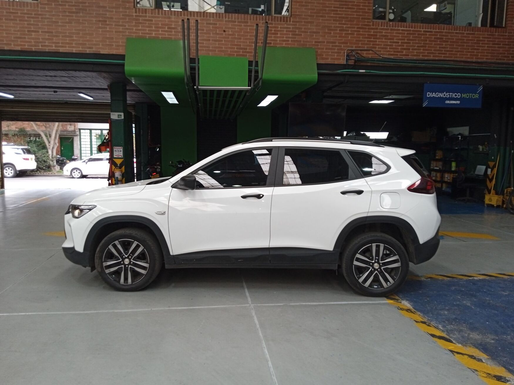 CHEVROLET TRACKER 2025