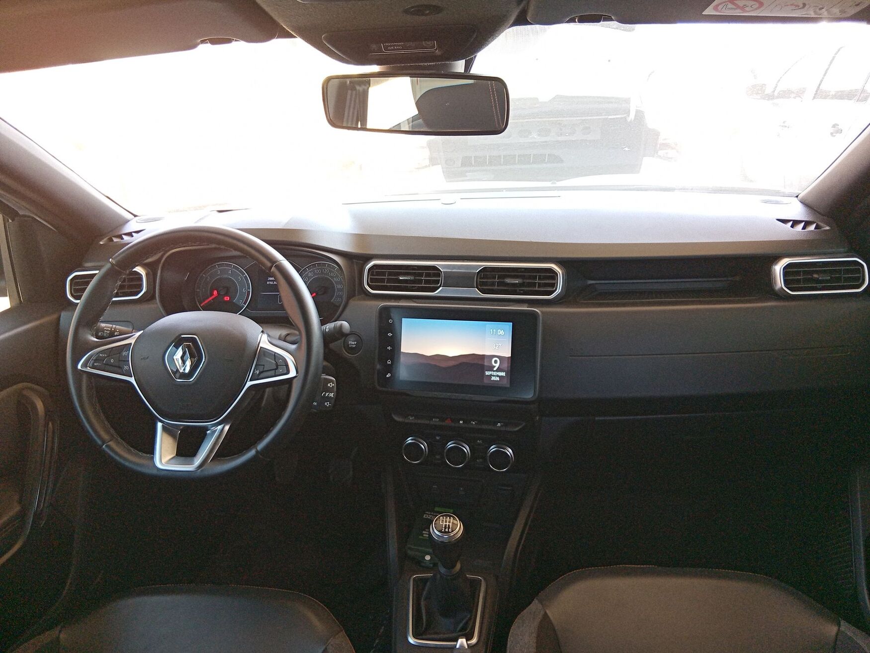 RENAULT DUSTER 2026