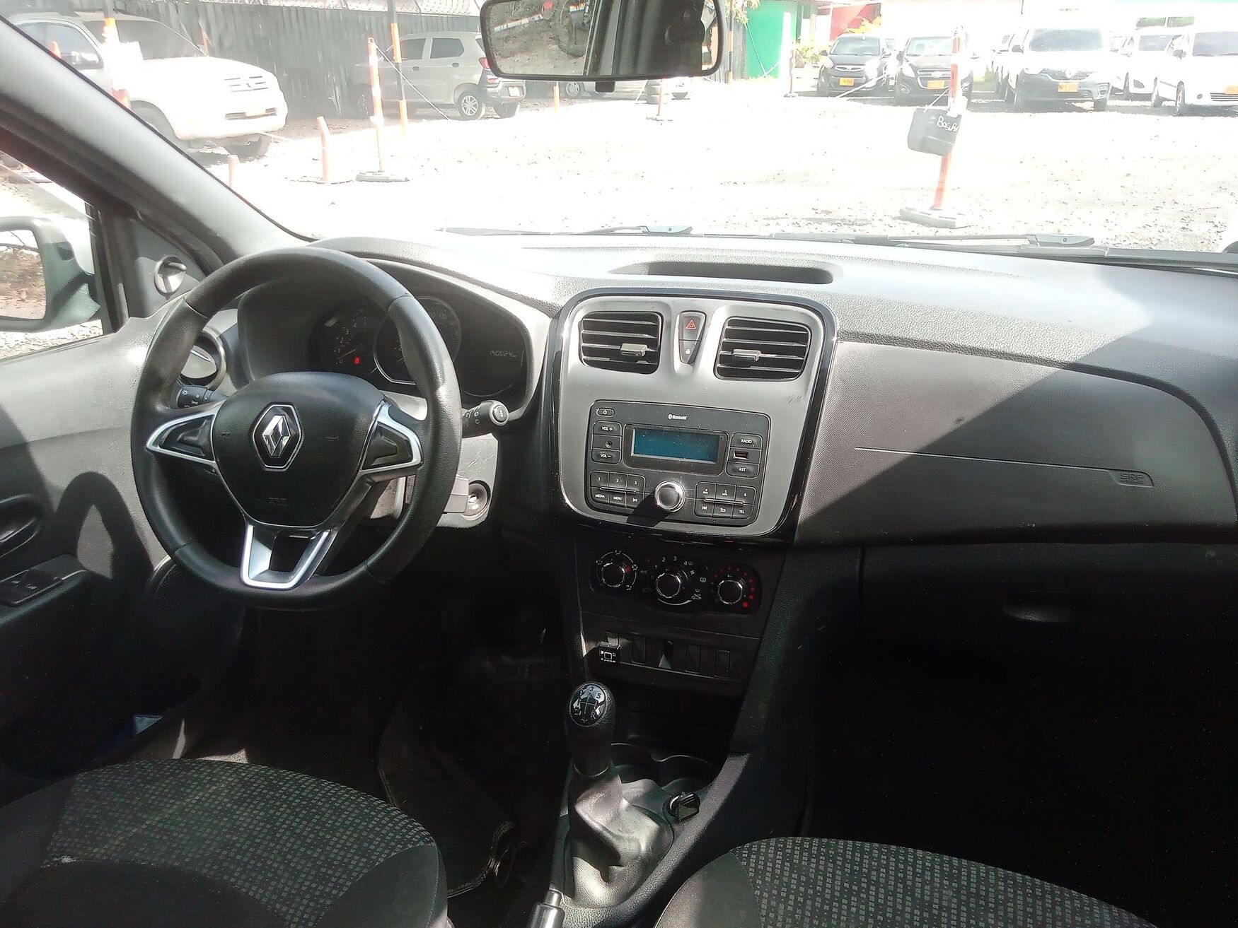 RENAULT SANDERO 2021