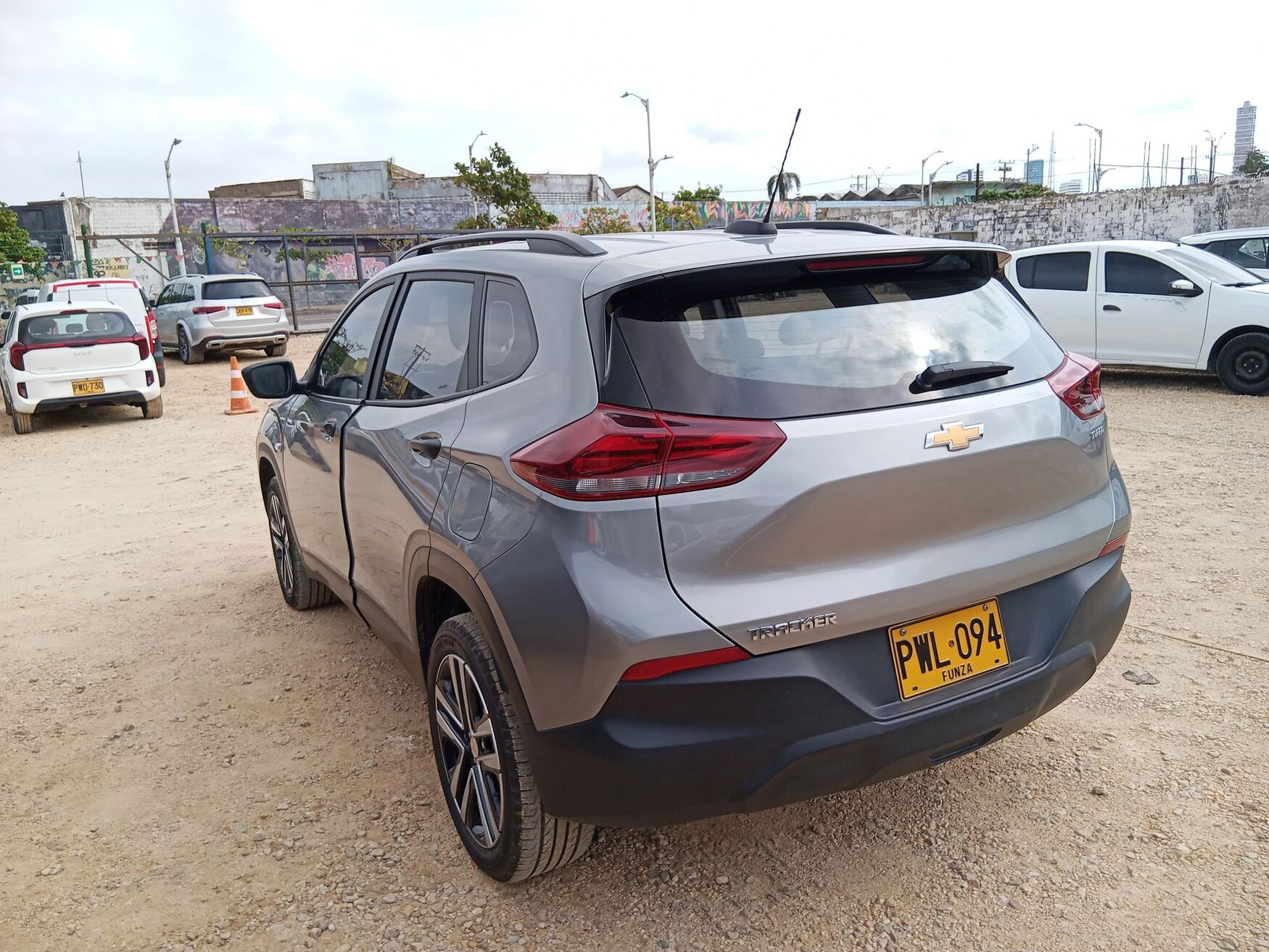 CHEVROLET TRACKER 2025