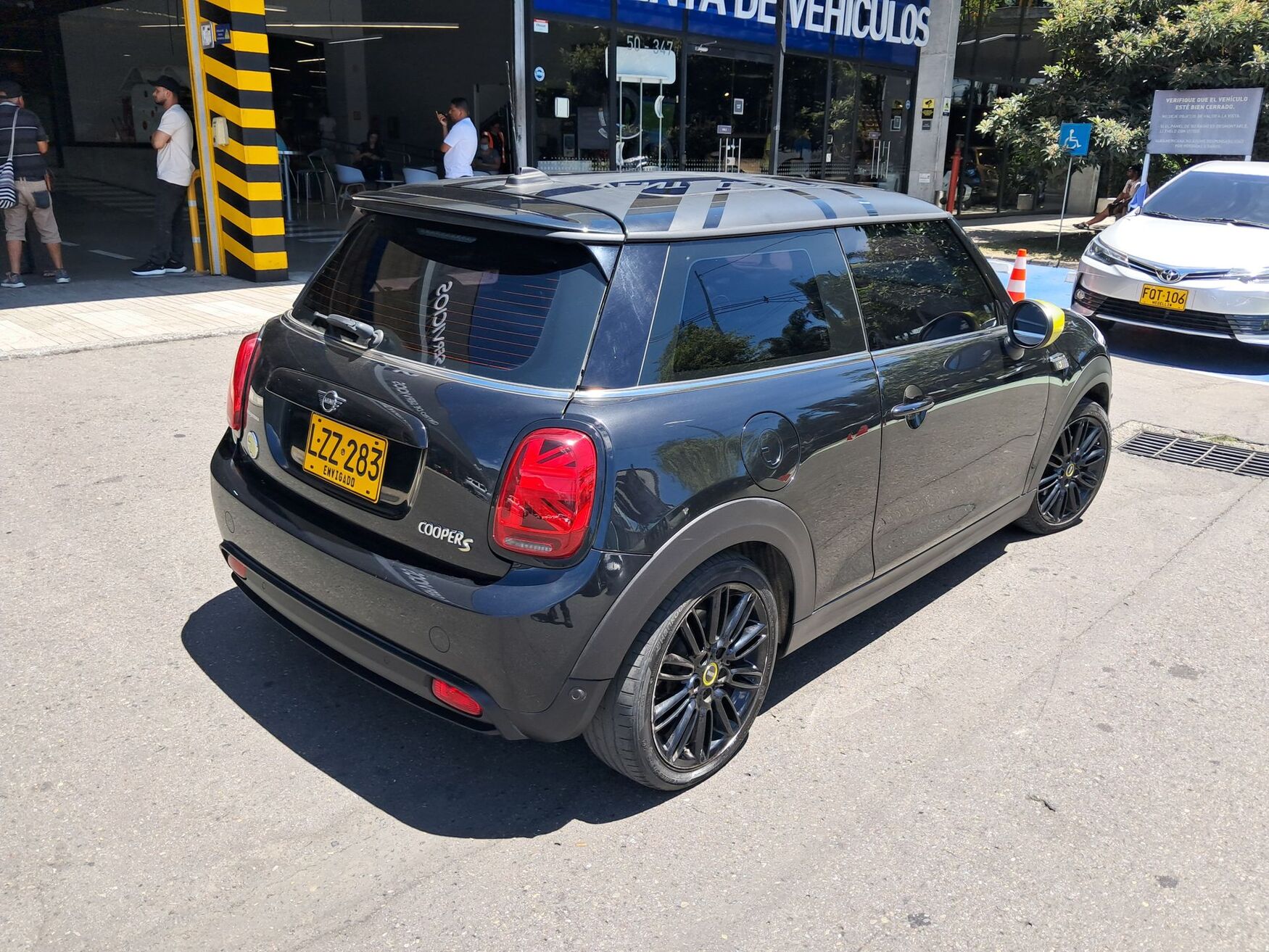 MINI COOPER 2023