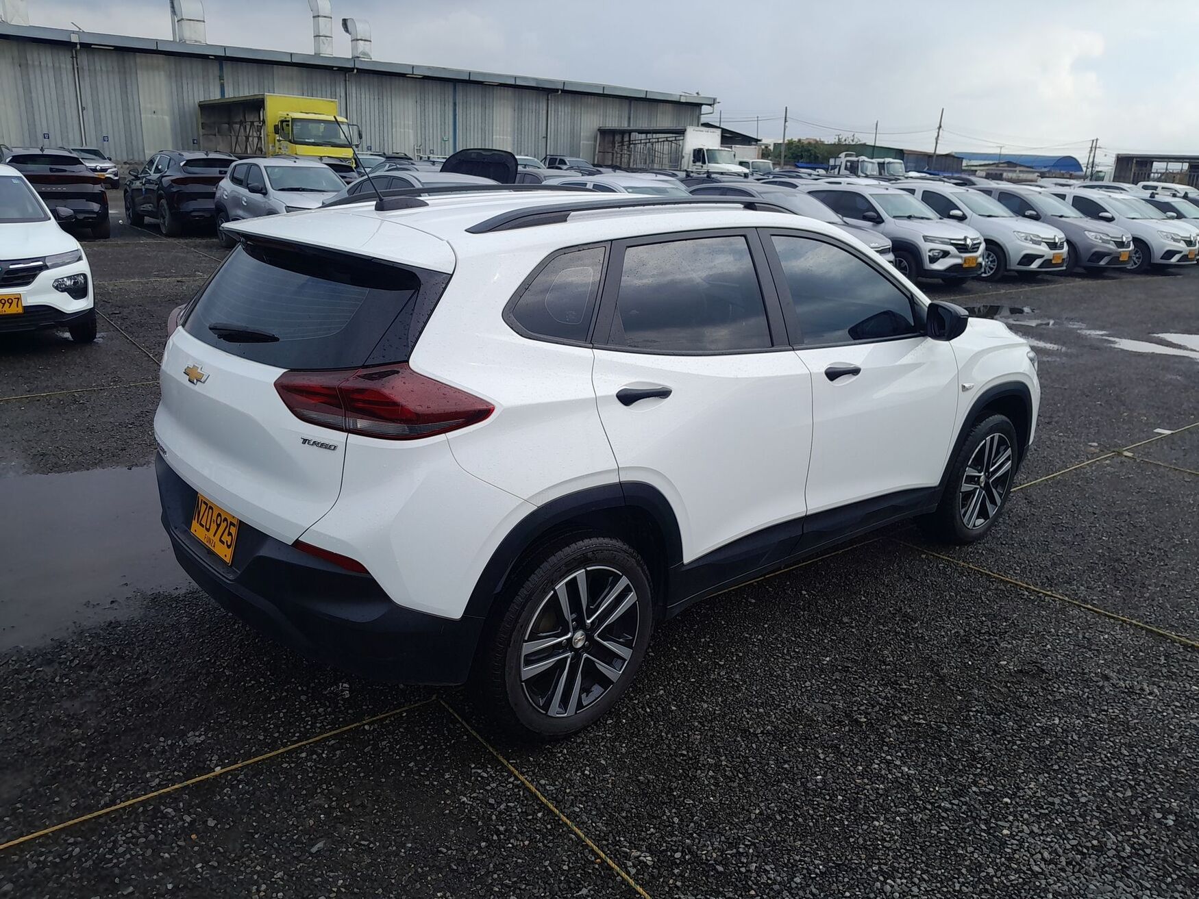 CHEVROLET TRACKER 2025