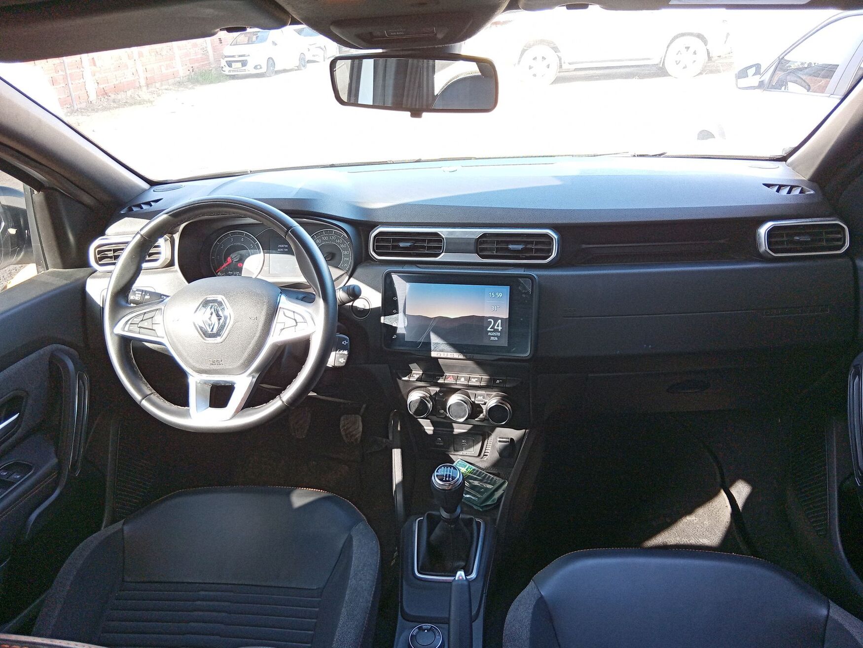 RENAULT DUSTER 2026