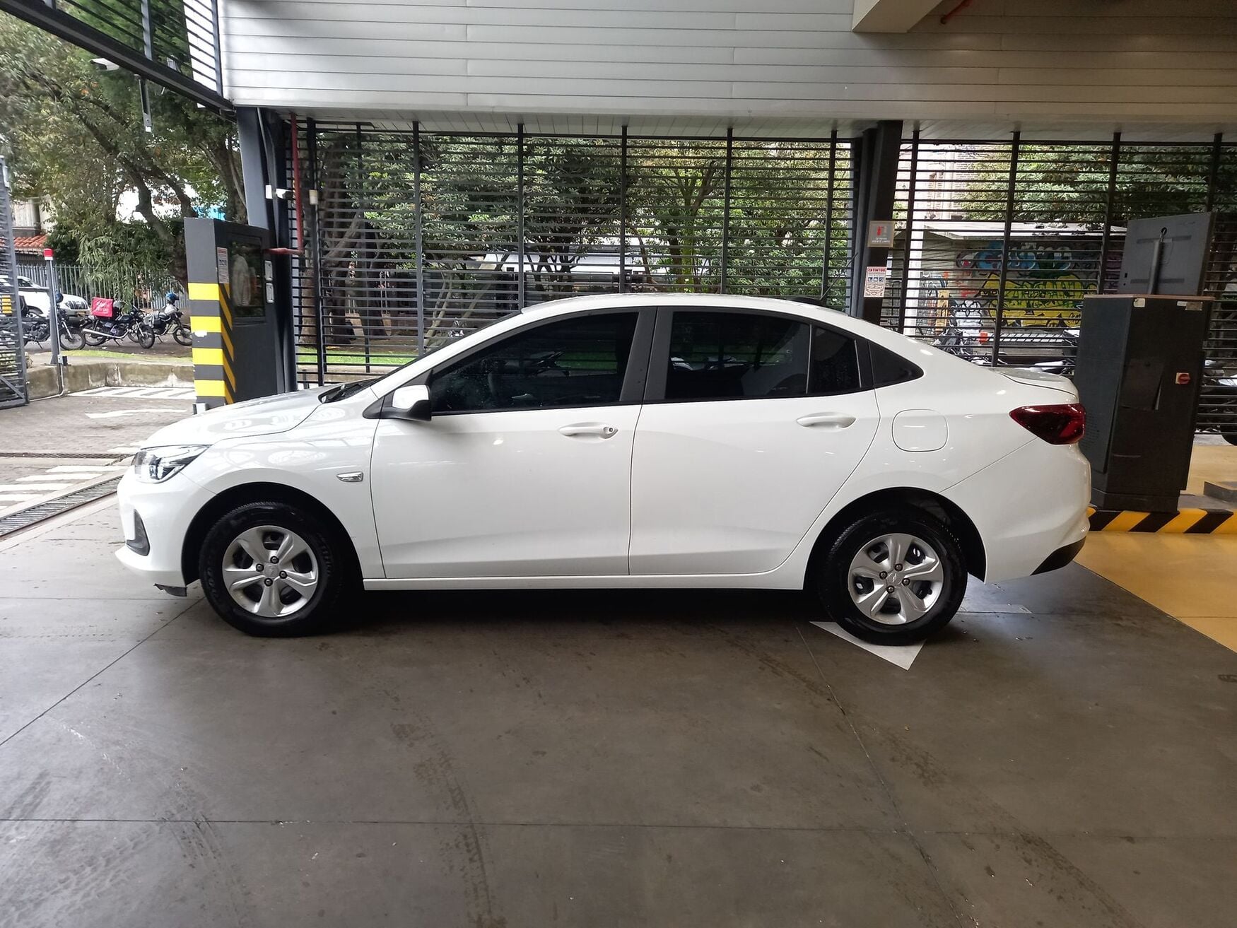 CHEVROLET ONIX 2025