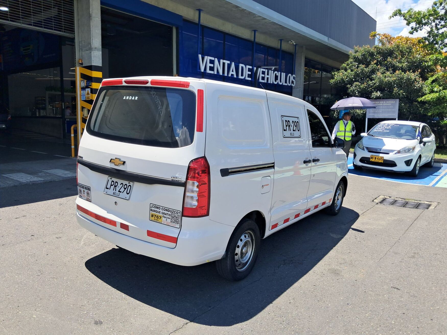 CHEVROLET N400 2022