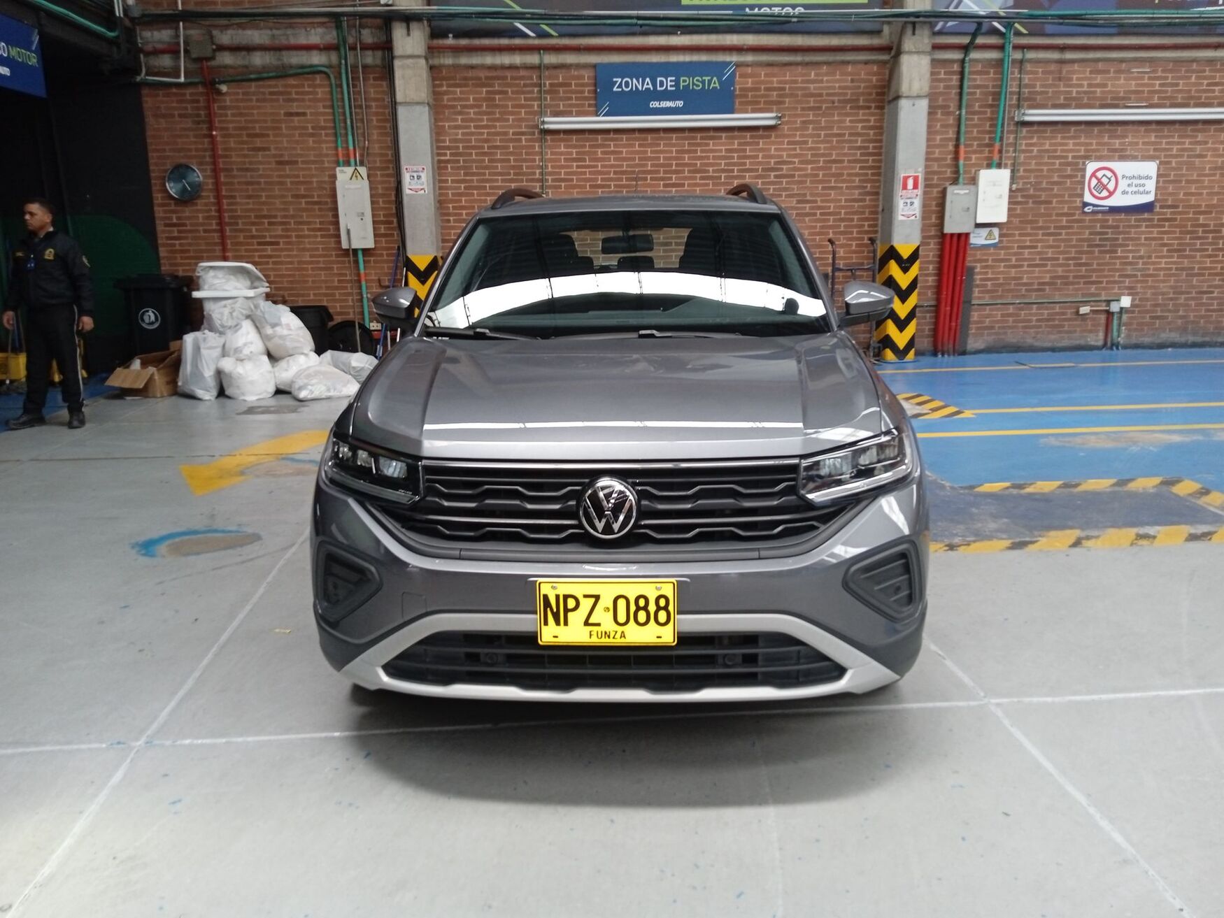 VOLKSWAGEN T-CROSS 2025