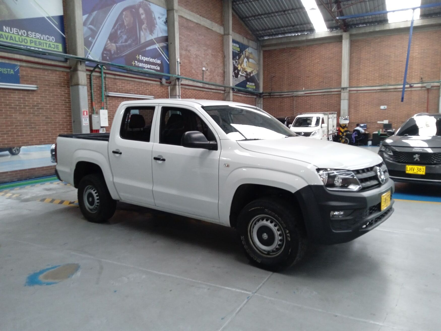 VOLKSWAGEN AMAROK 2022