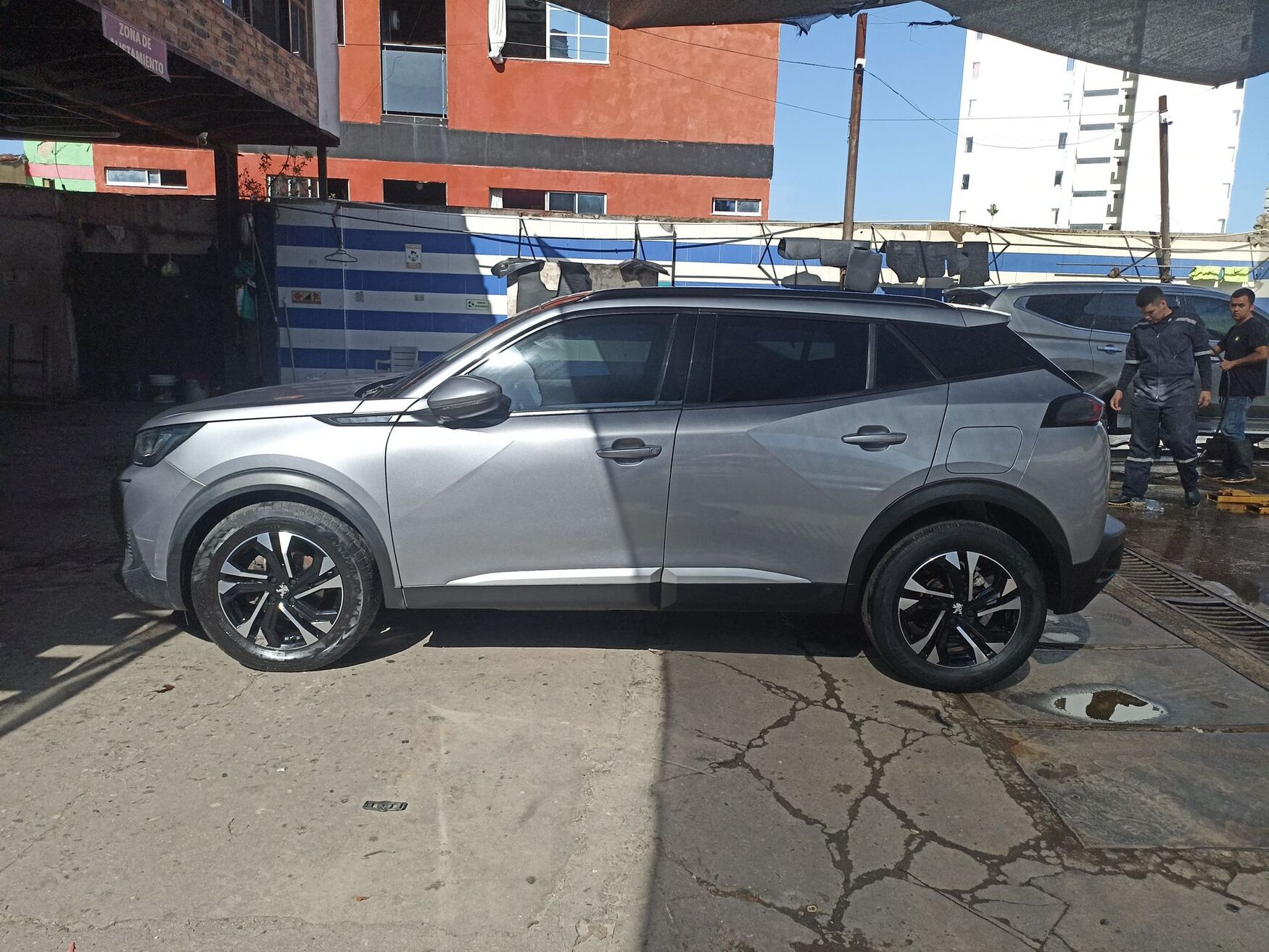 PEUGEOT 2008 2022