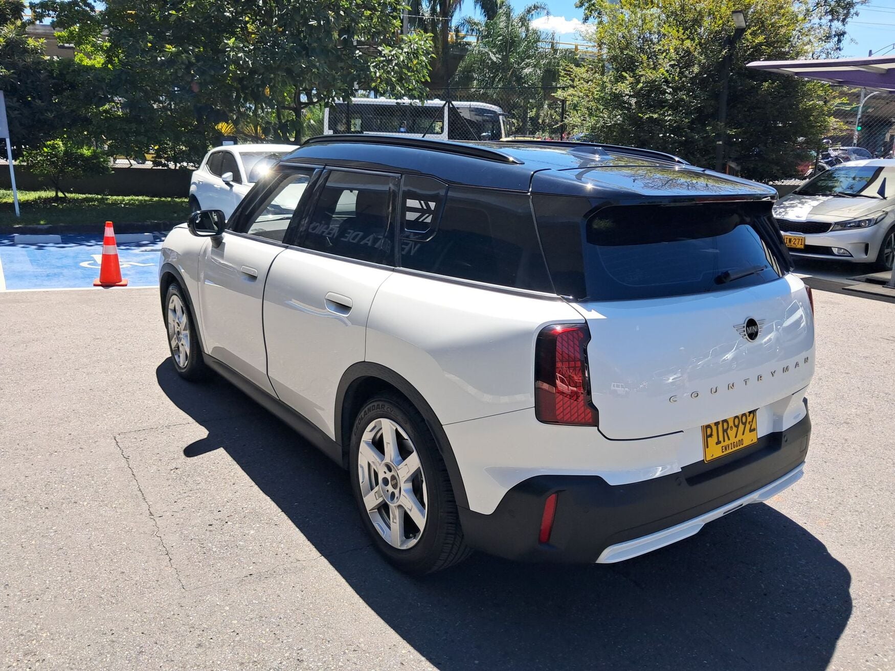 MINI COUNTRYMAN E 2025