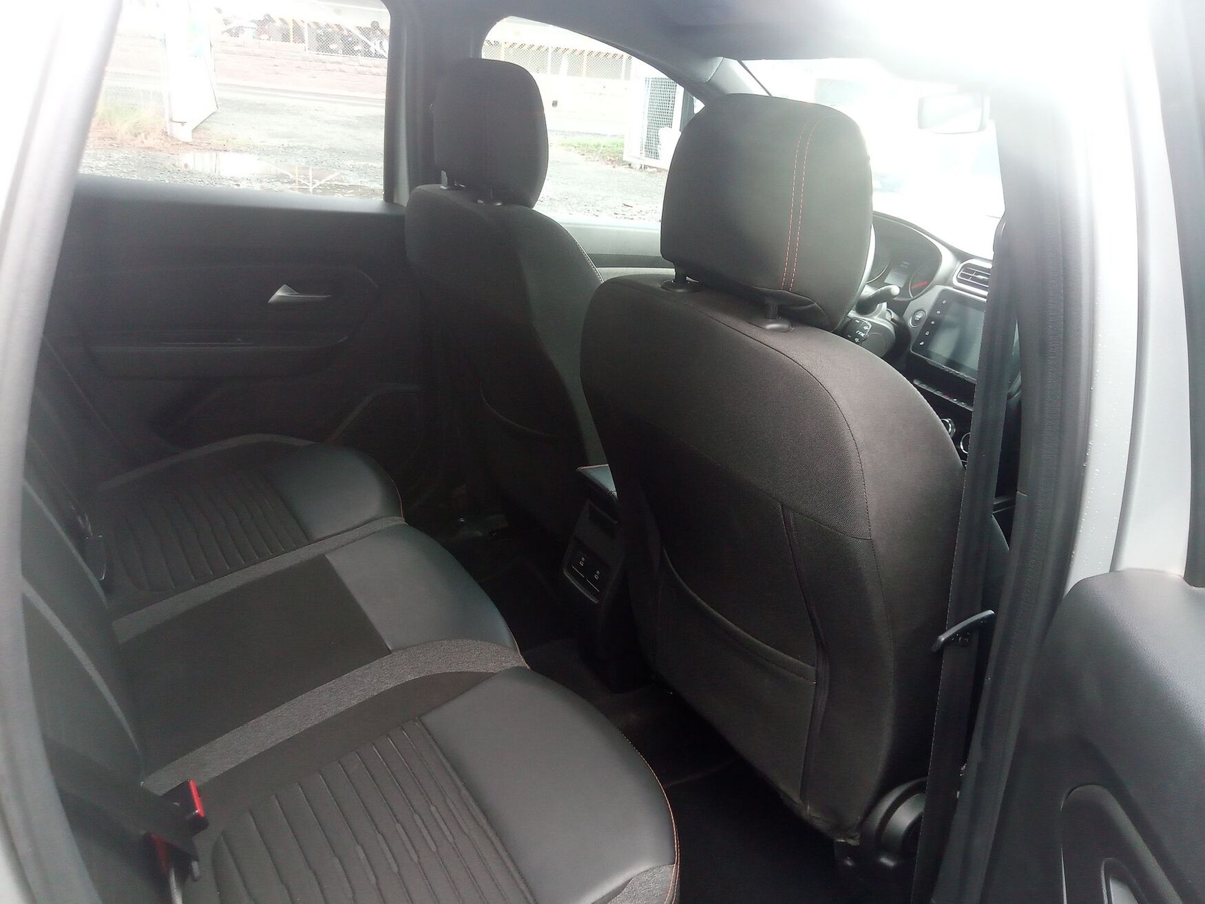 RENAULT DUSTER 2026