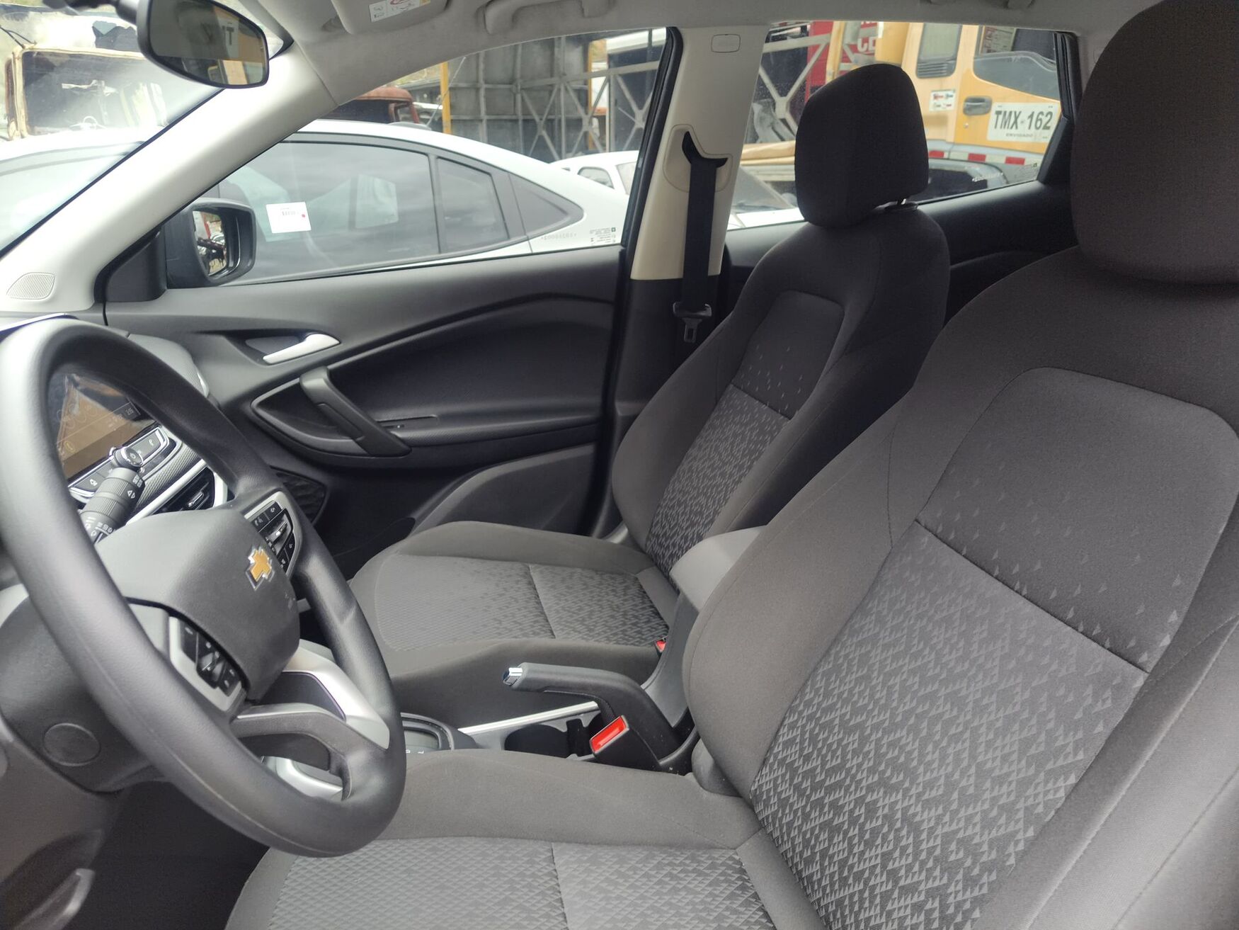 CHEVROLET TRACKER 2025