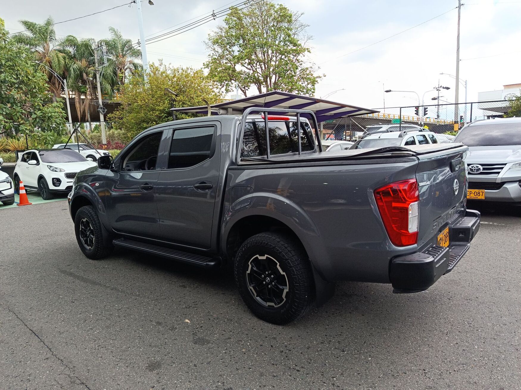 NISSAN FRONTIER 2025