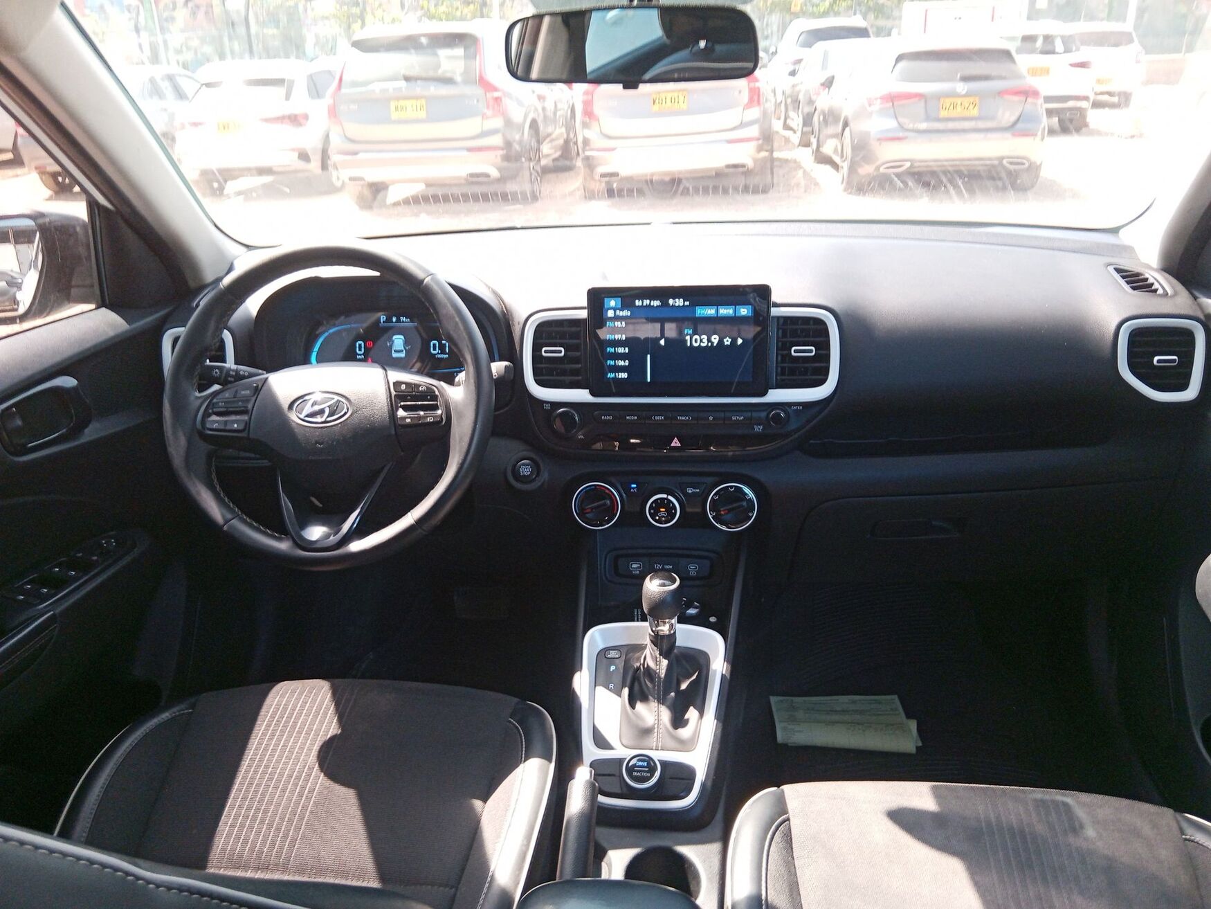 HYUNDAI VENUE 2025