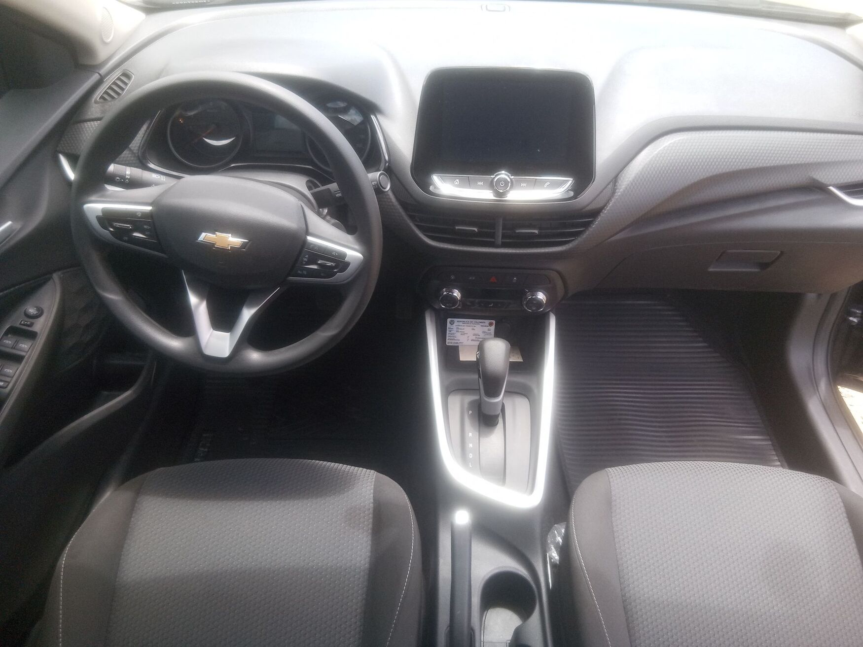 CHEVROLET ONIX 2025