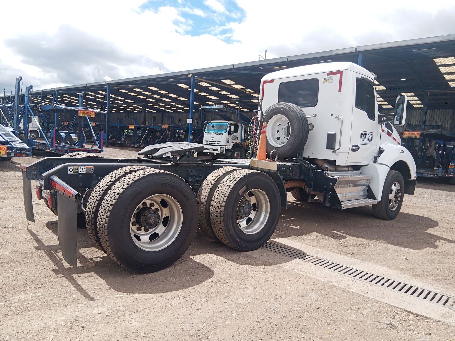 KENWORTH T880 PACCAR 2022